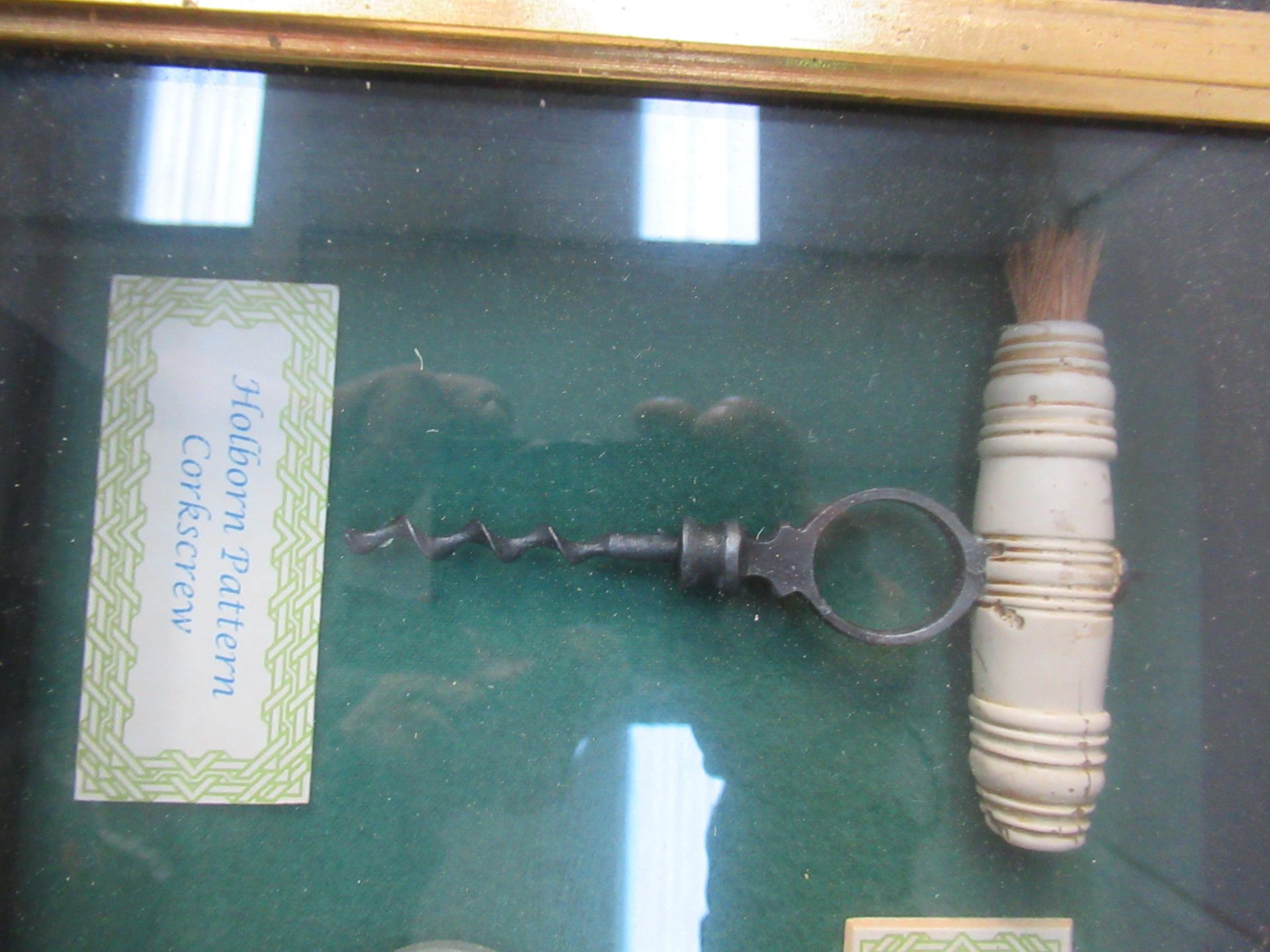 3 x Corkscrews in case and a 'C' Spring Balance - Image 5 of 6