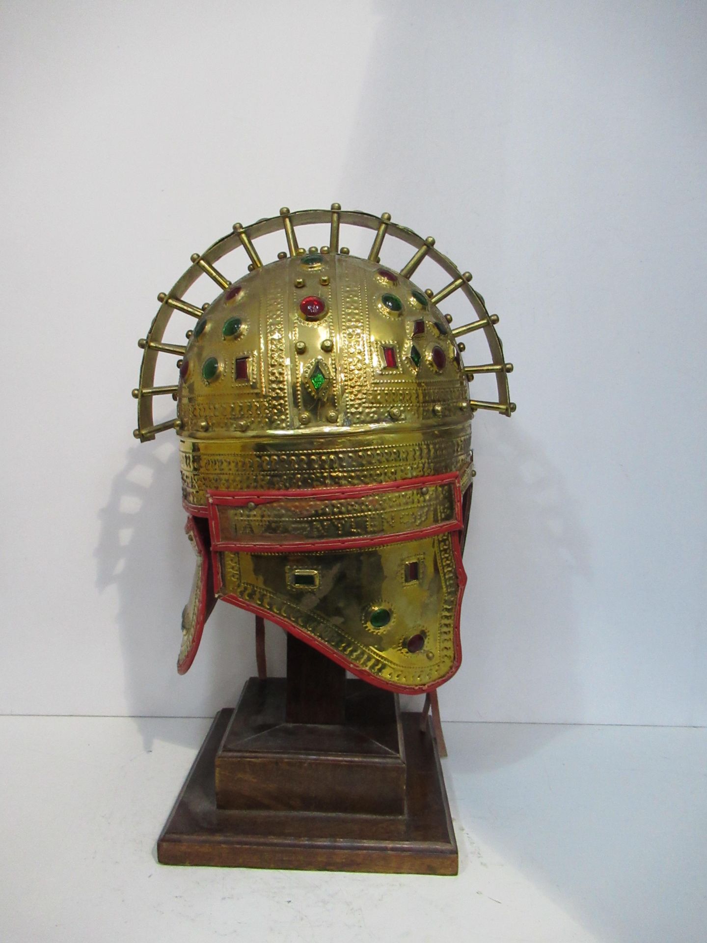 Roman 'Jewelled' Crested Reproduction Helmet with Stand - Image 2 of 4