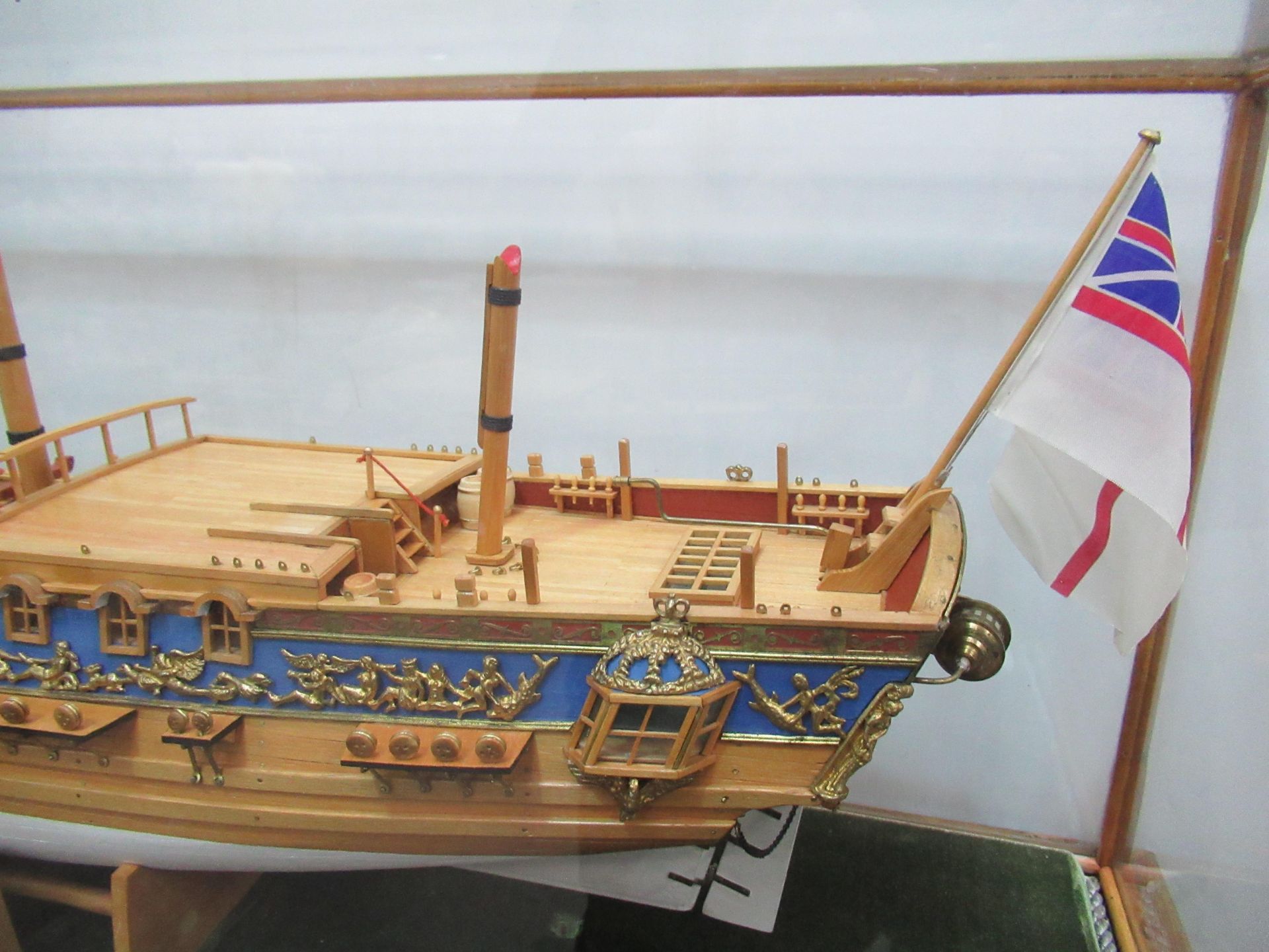 Royal Caroline Model Boat in Glass Cabinet - Image 5 of 11