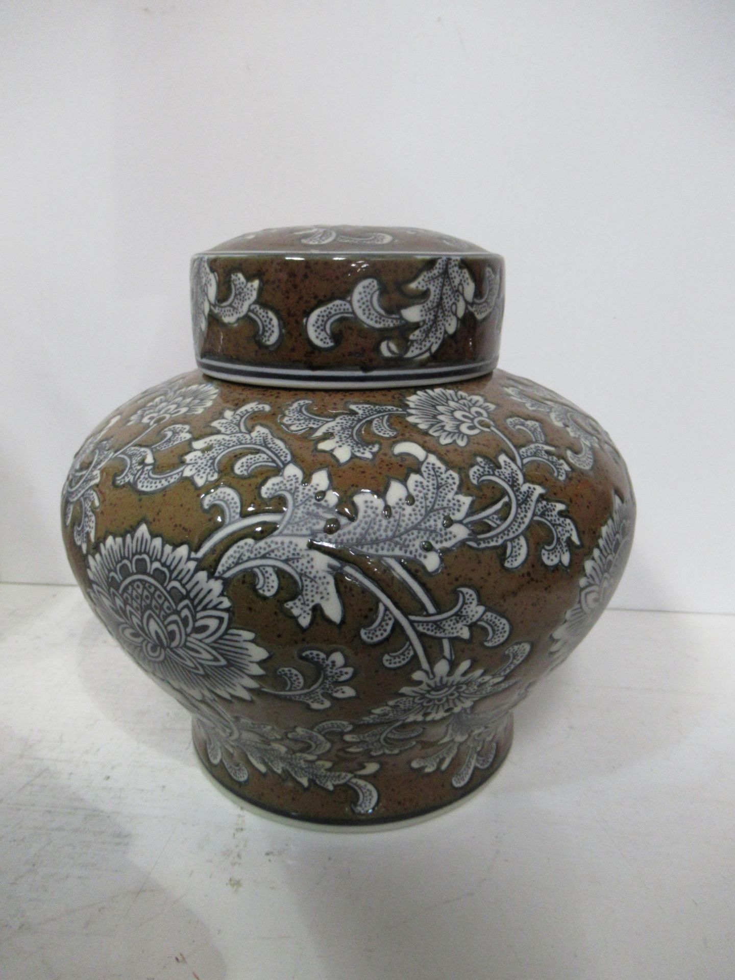 Two Chinese Black and Orange Vases together with two Urns (27cm vase/23cm urns) - Image 8 of 15
