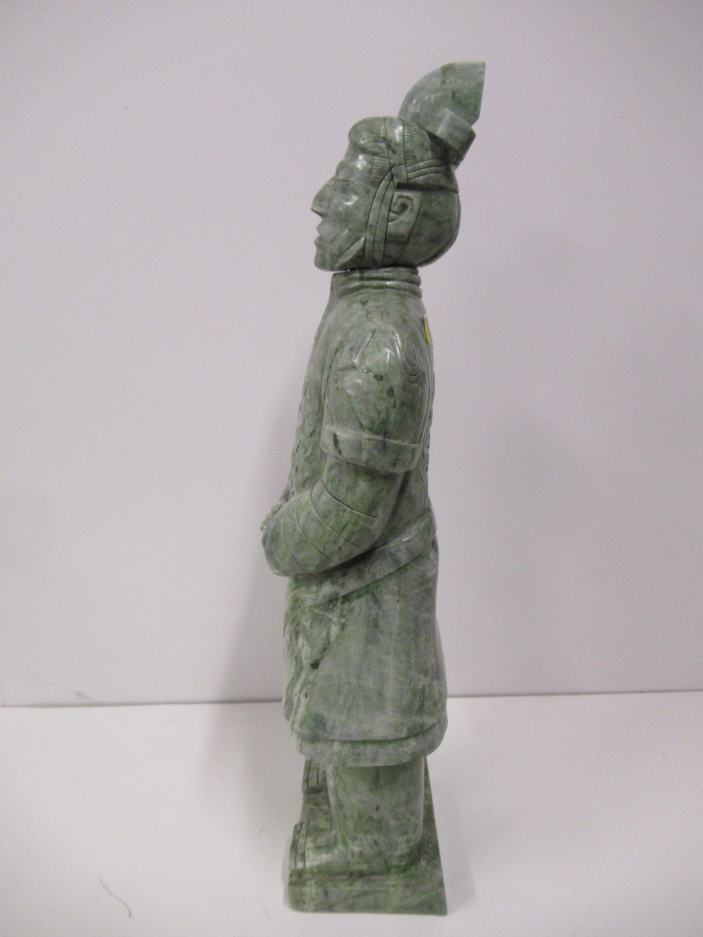 A Large, Heavy 'Jade Green' Stone figure of a Chinese Warrior (75cm tall) Approx.37Kg - Image 4 of 8