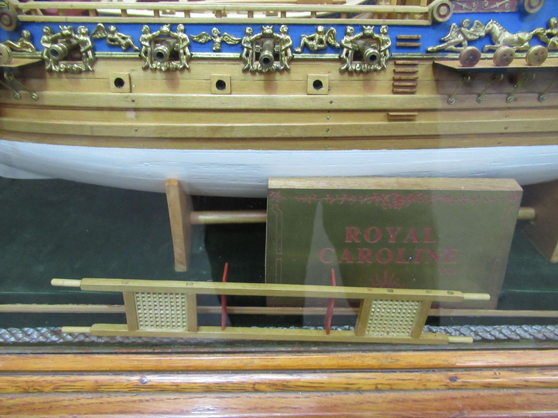 Royal Caroline Model Boat in Glass Cabinet - Image 7 of 11