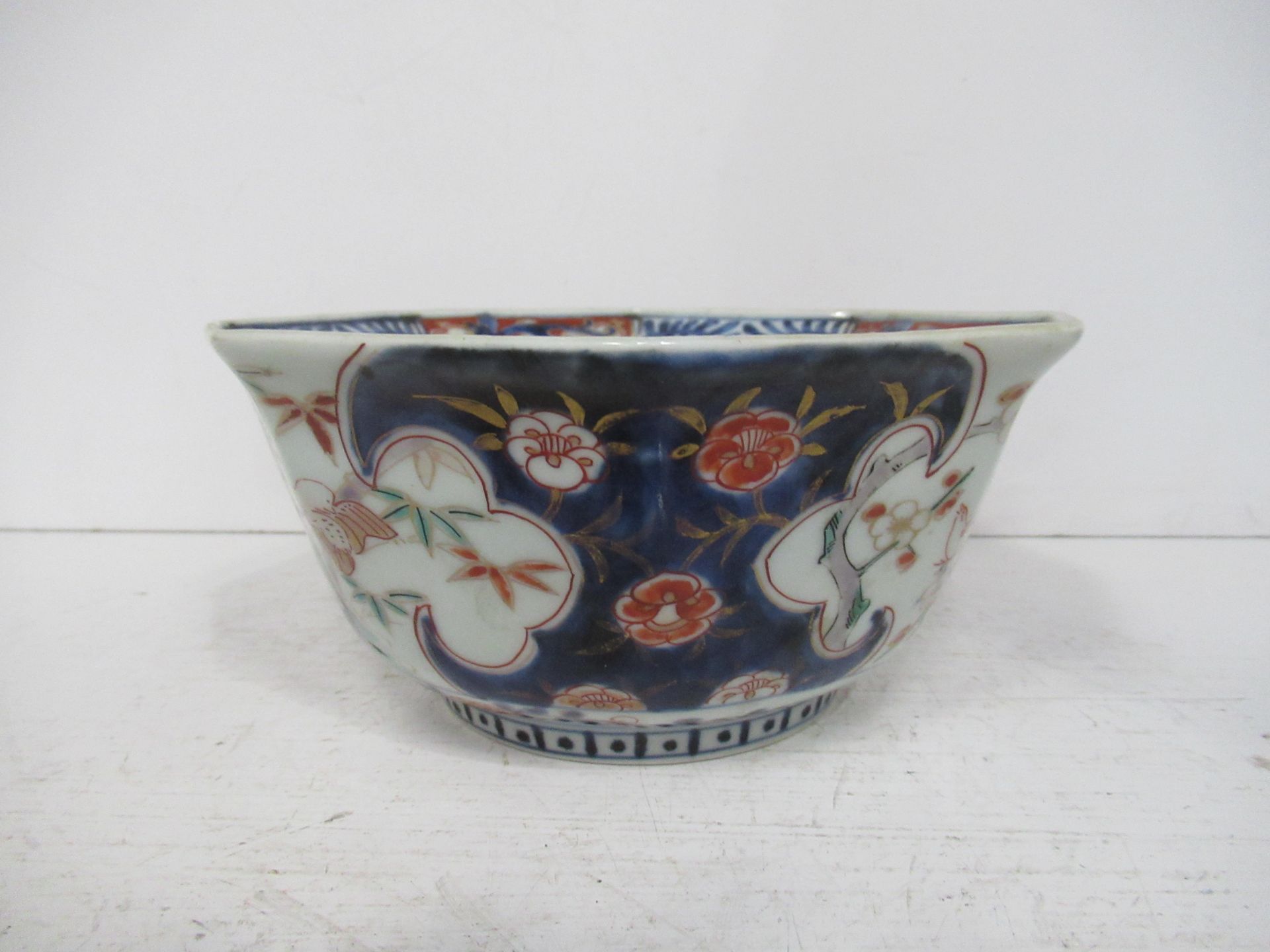 Japanese Painted Vase and Octagonal Dish (27cm vase/8cm x 17cm dish) - Image 8 of 10