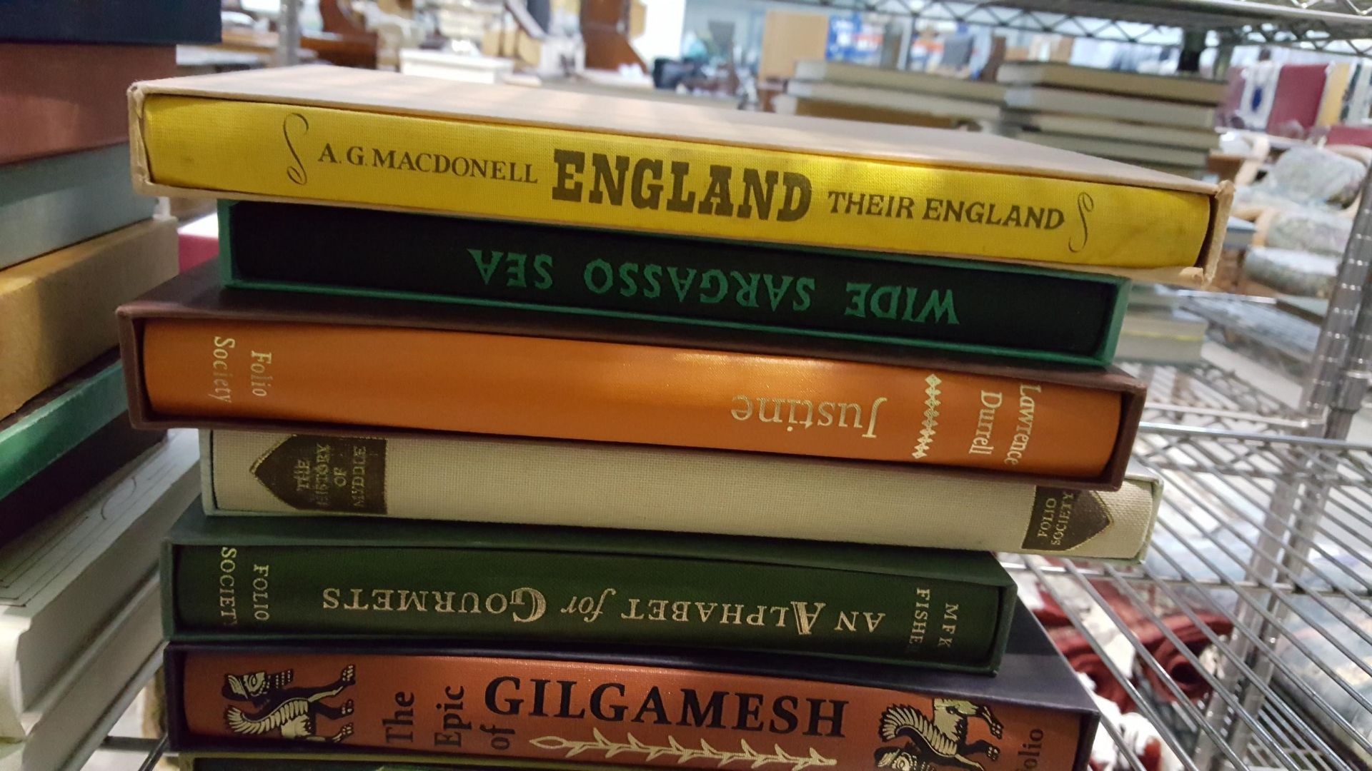 16 x Folio Society Books including 'England Their England', 'Gilgamesh', 'Big Chief Elizabeth', 'Jus - Image 5 of 5