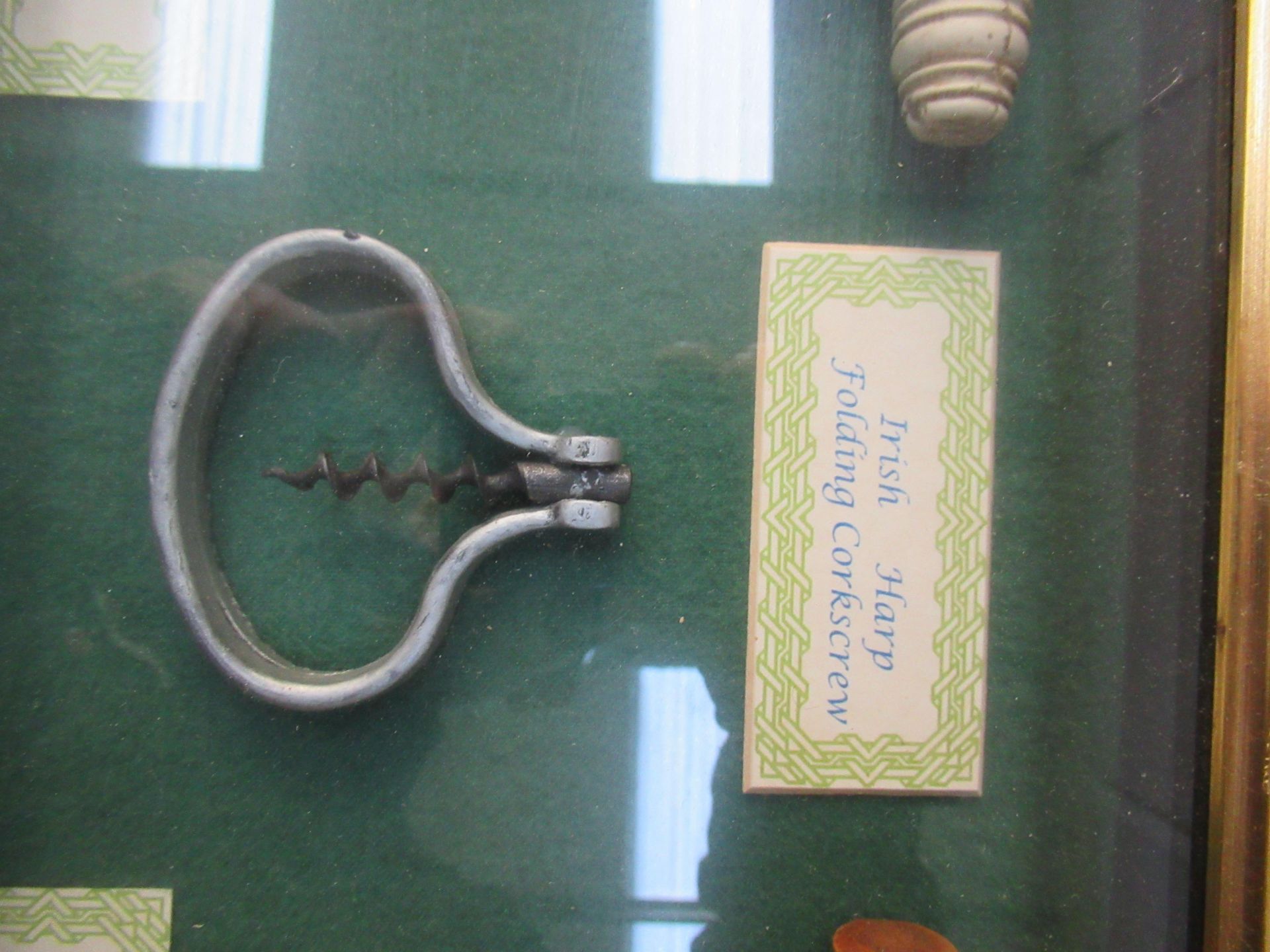 3 x Corkscrews in case and a 'C' Spring Balance - Image 4 of 6