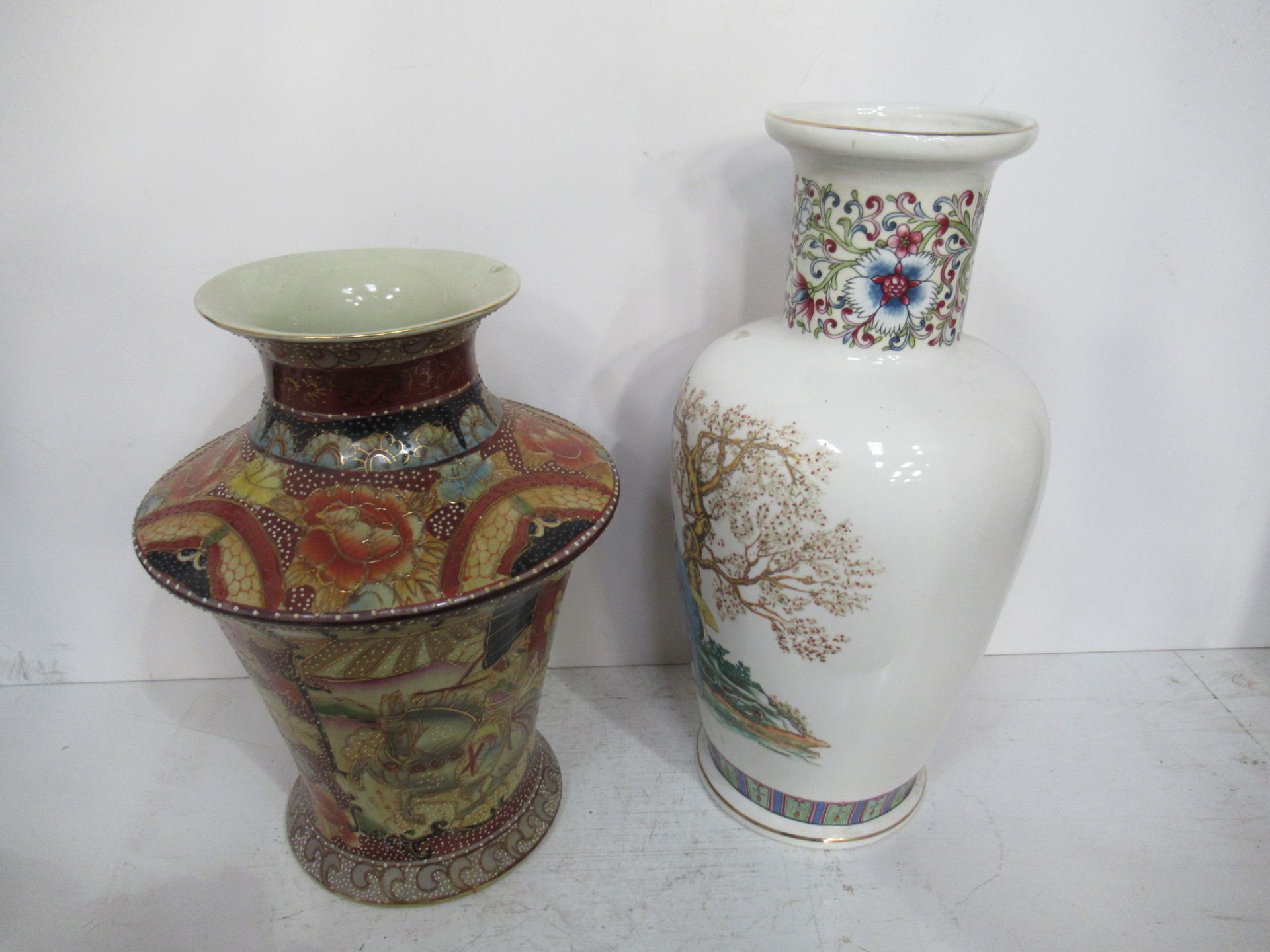 Chinese and Japanese Painted Vases (36cm/30cm) - Image 4 of 8