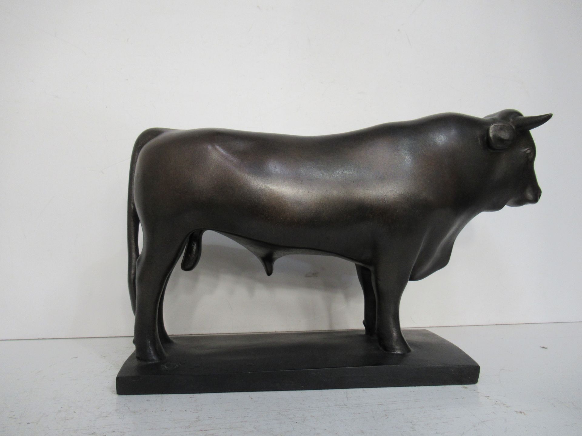 Francois Pompon Bull Figure (32cm W x 20cm H) (one damaged horn) - Image 3 of 5