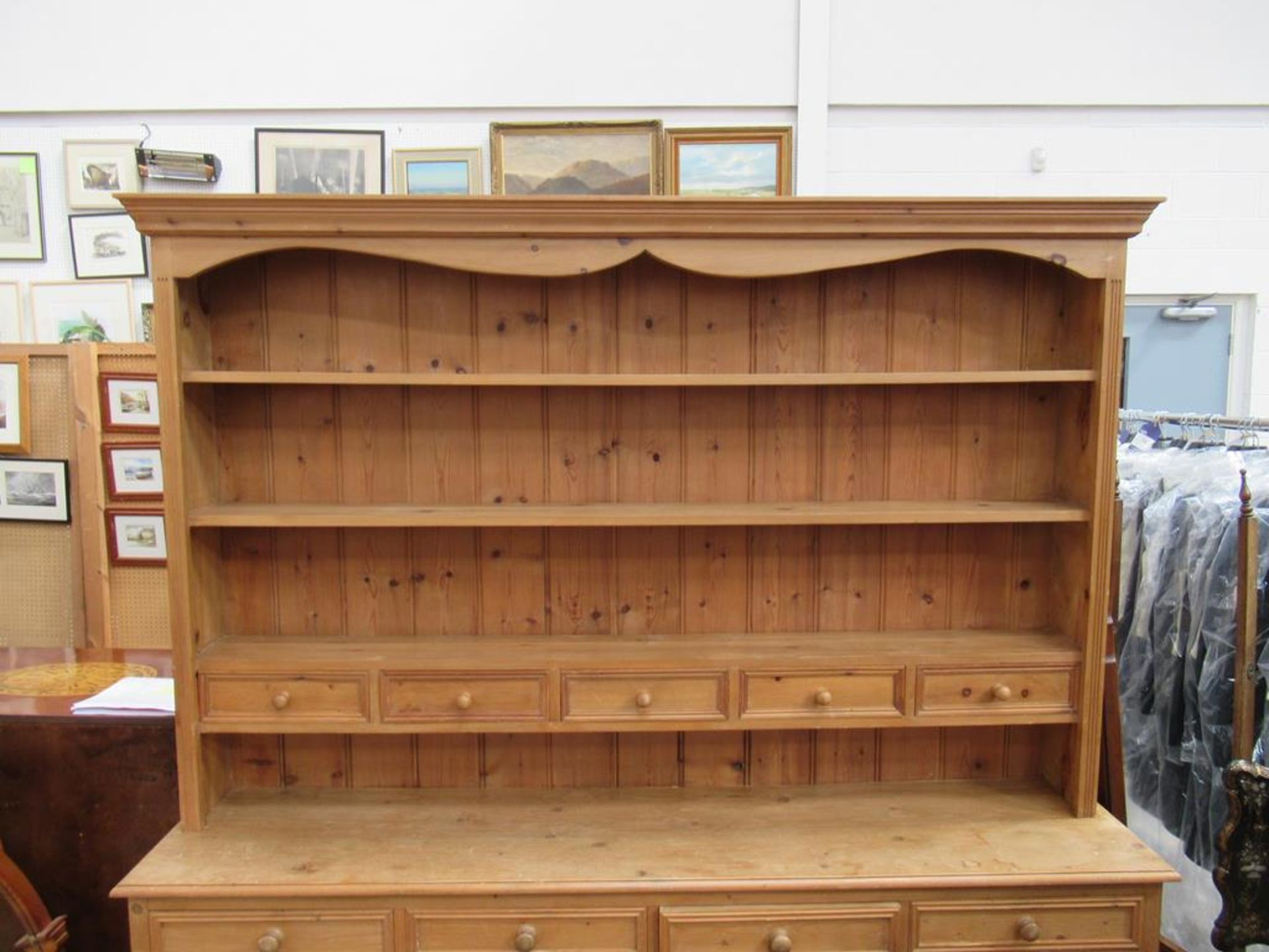 Pine Welsh Dresser (197cm(H), 182cm(W), 42cm (D)) - Image 2 of 3