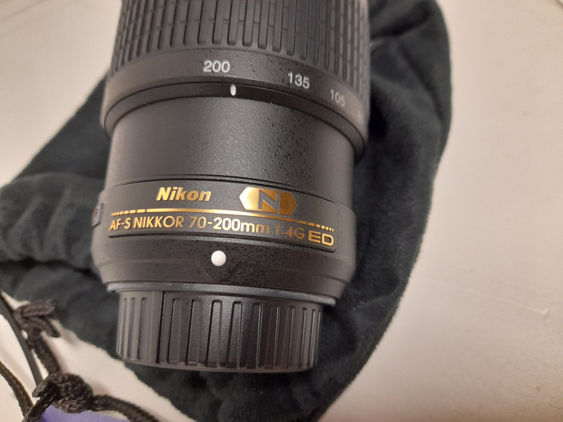 Nikon VR AF-5 Nikkor 70-200mm 1:49 ED Lens with dr - Image 3 of 4