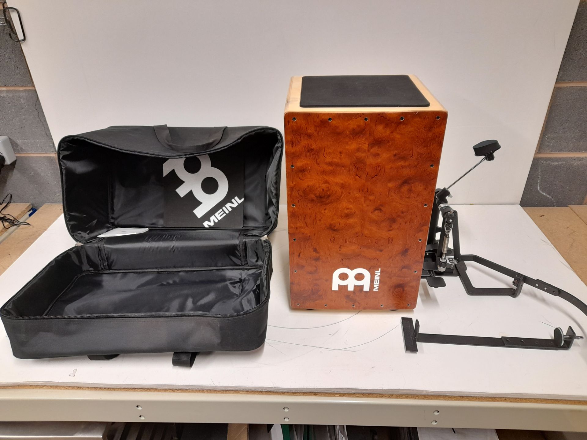 Meinl Bubinga Ergo-Shape Pedal Cajon, (Model CAJ10