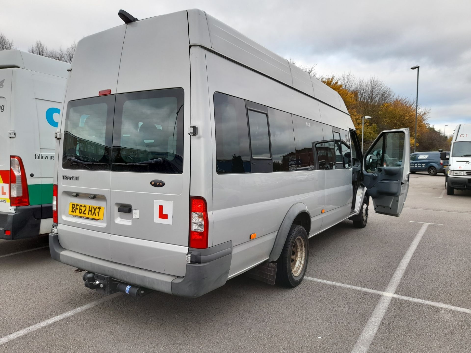 Ford Transit LWB EL Diesel RWD High Roof 17 Seater TDCi 135ps (11-13) Minibus, Registration BF62 - Image 2 of 14