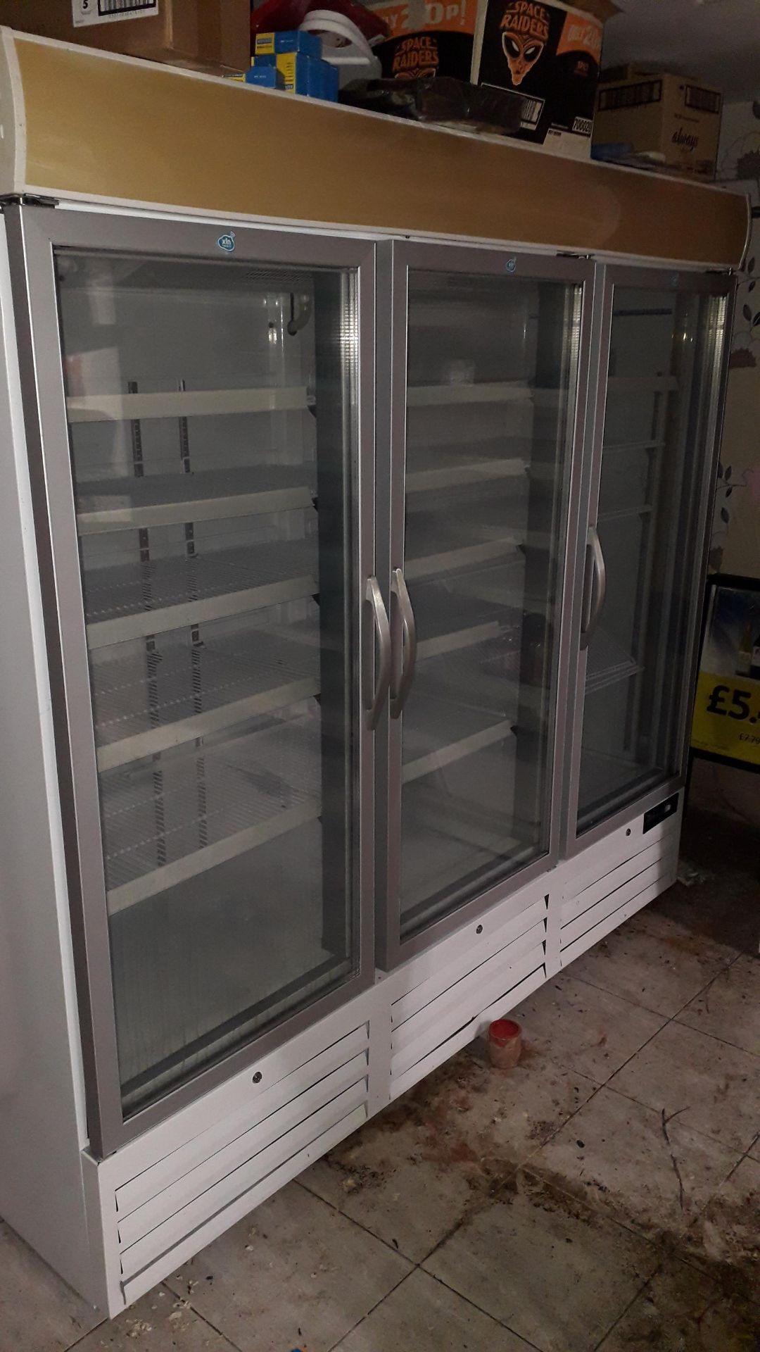 Moorcold SOLI 205cm glazed triple hinged door display freezer serial number 6170136 - Image 2 of 6