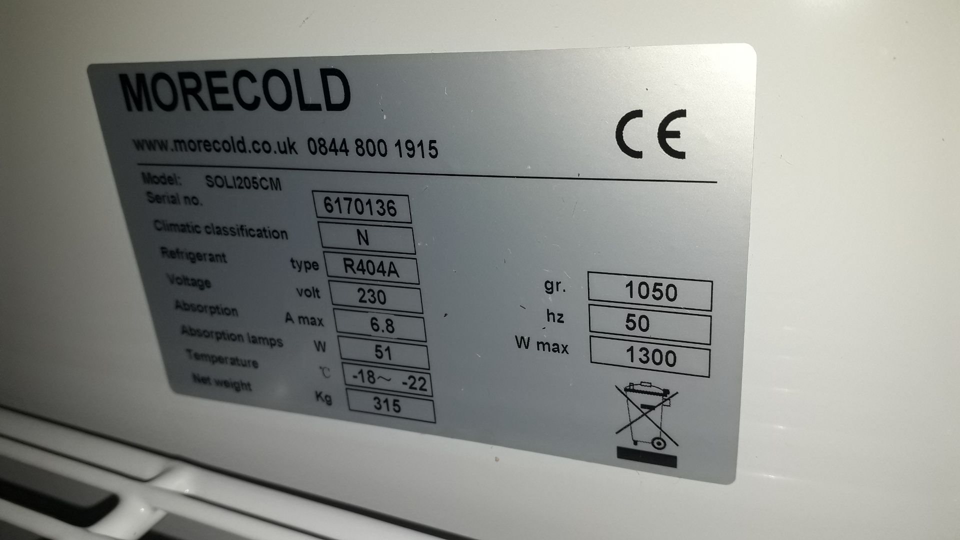 Moorcold SOLI 205cm glazed triple hinged door display freezer serial number 6170136 - Image 6 of 6