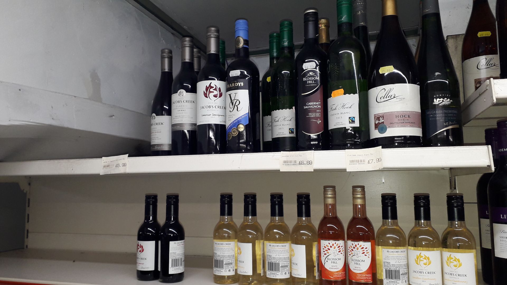 Approx 50 bottles of various Red, White and Rose Wines and 11 x miniture bottles of various wines to - Image 2 of 3