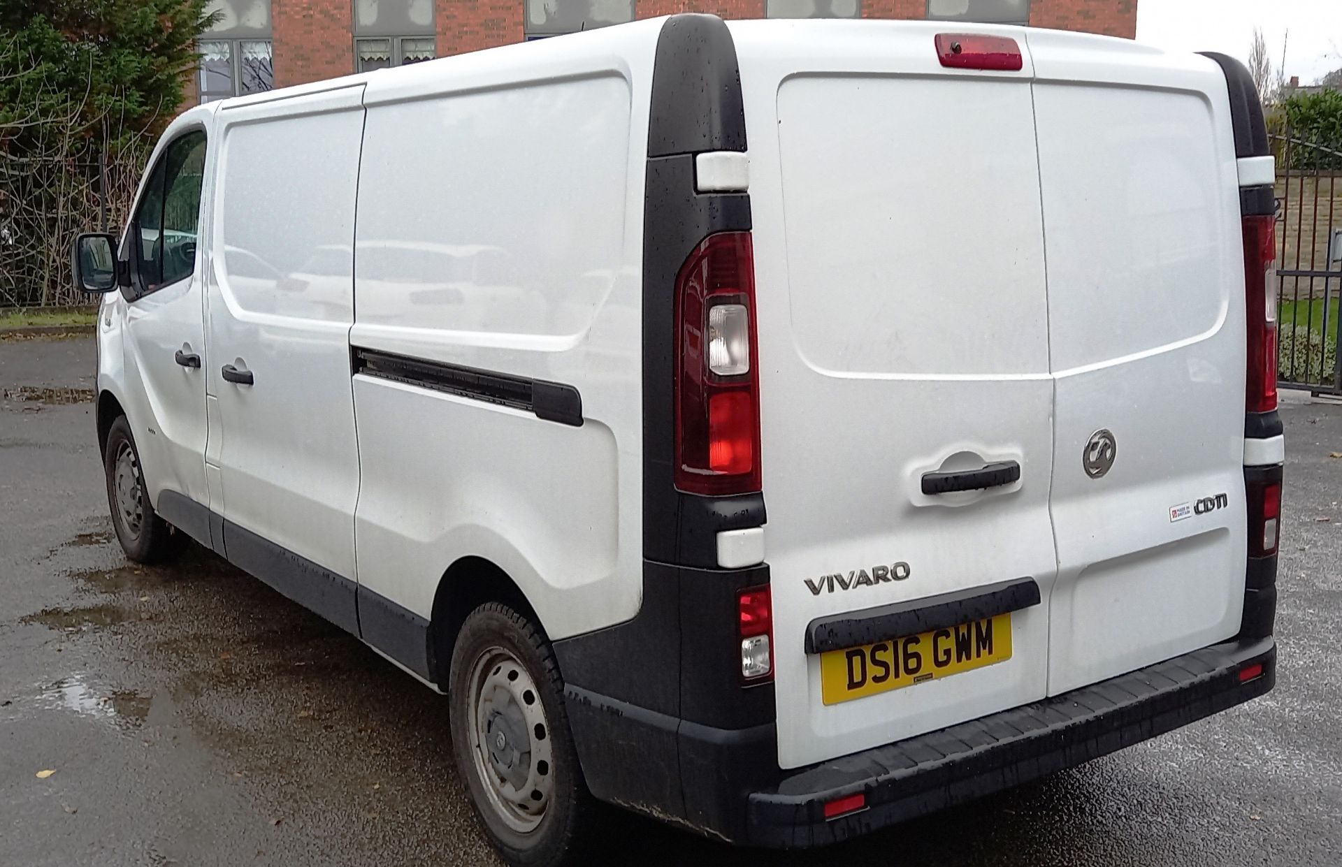 VAUXHALL VIVARO L2 DIESEL 1.6CDTI 115PS H1 Van. Re - Image 5 of 12