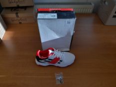 Gray-Nicolls Show Cage 2.0 Spike Cricket Shoes, Size UK 11, Boxed