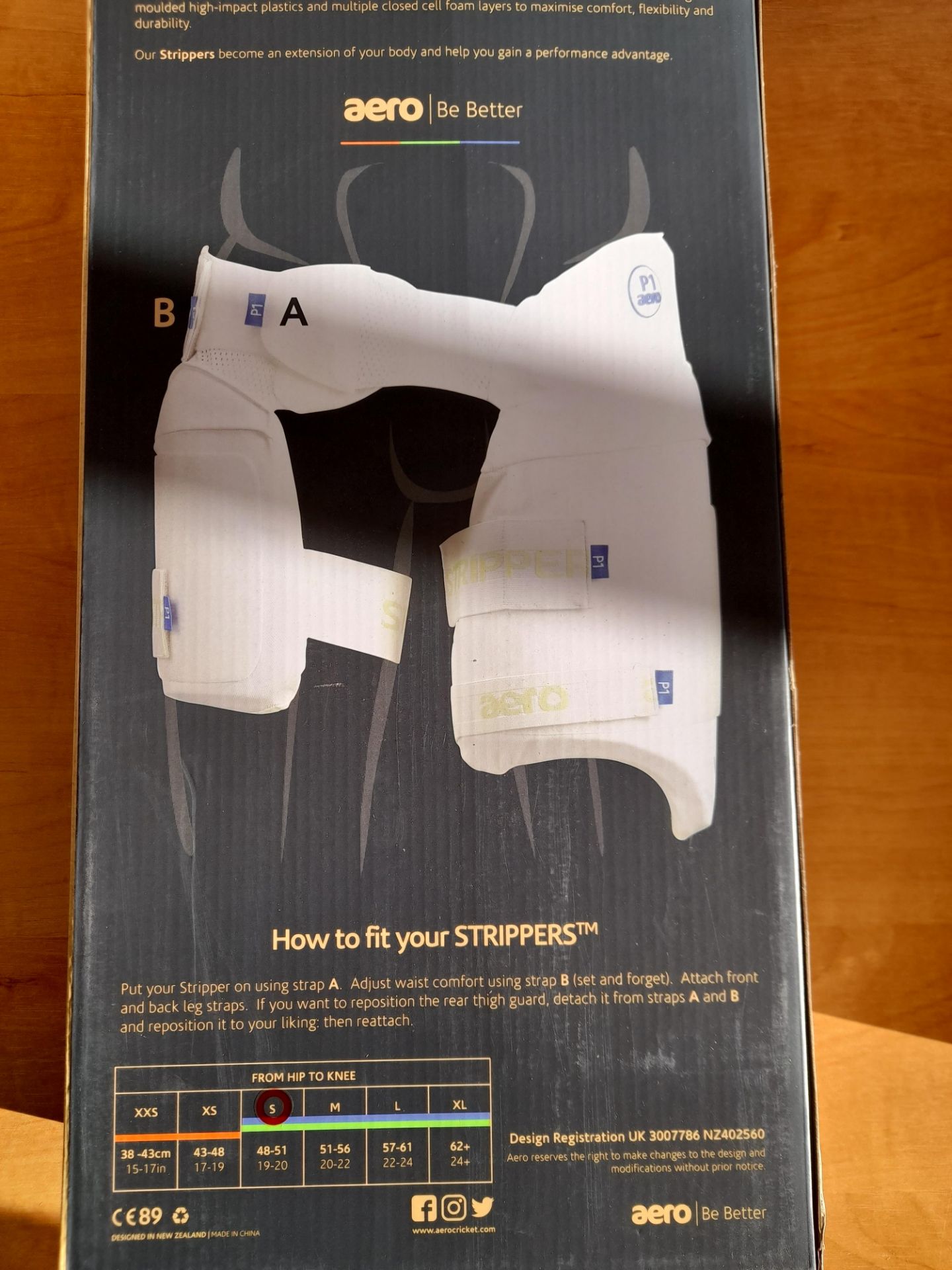 2 Aero PI Stripper Lower Body Protection R/H Small - Image 3 of 5