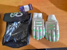 1 Pair Mens O.S R/H Batting Gloves