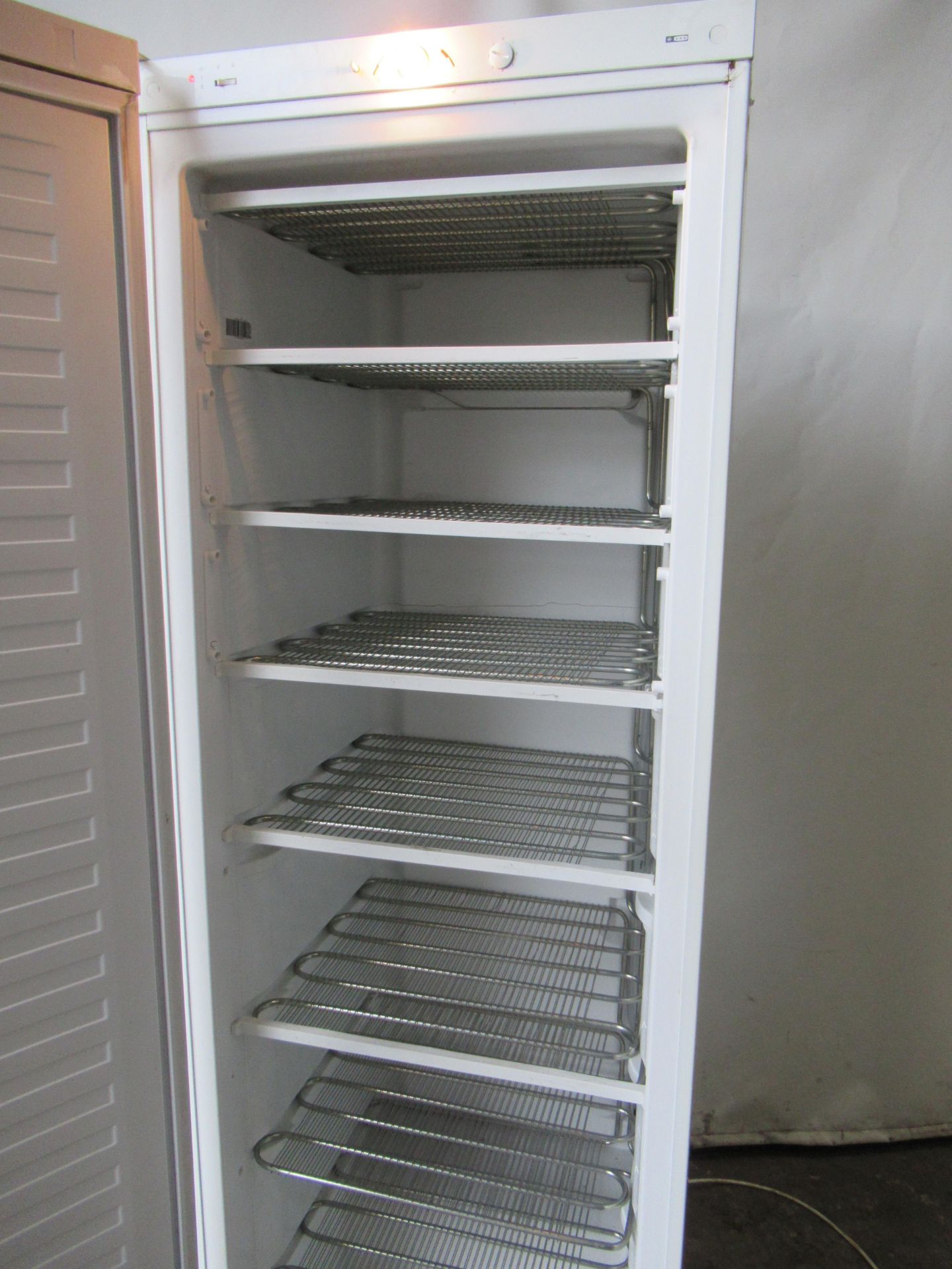 Vestfrost Commercial Upright Freezer type CFS 344, Net Volume Freezer Area 311 Litres - Image 2 of 2