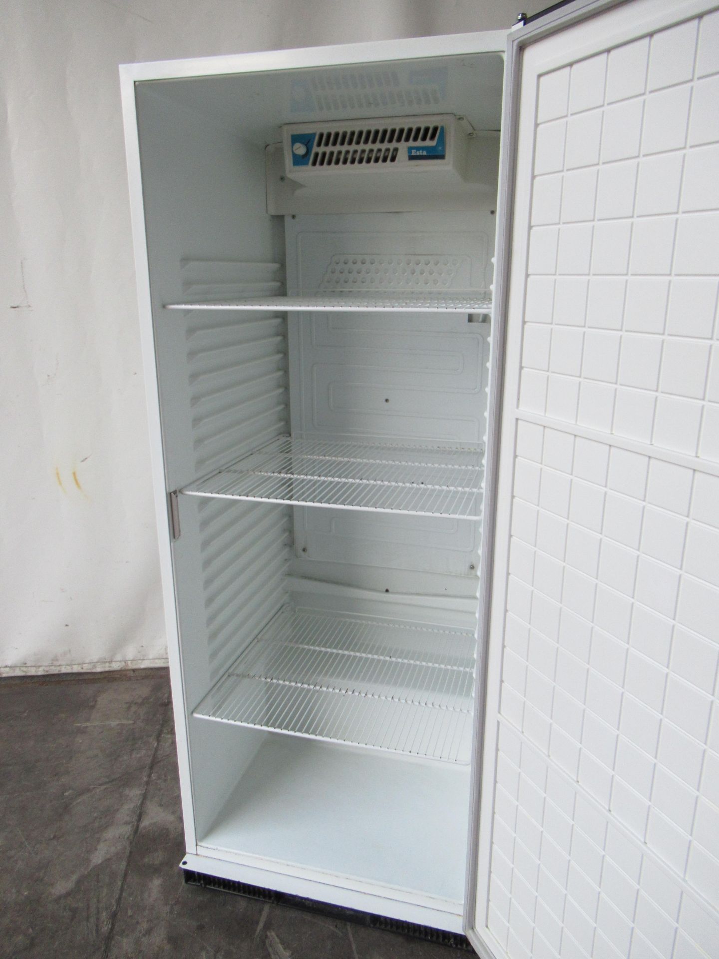 Derby Esta Single Door Upright Commercial Freezer. Model FK3601V, Net Volume Freezer Area 331 Litres - Image 5 of 5