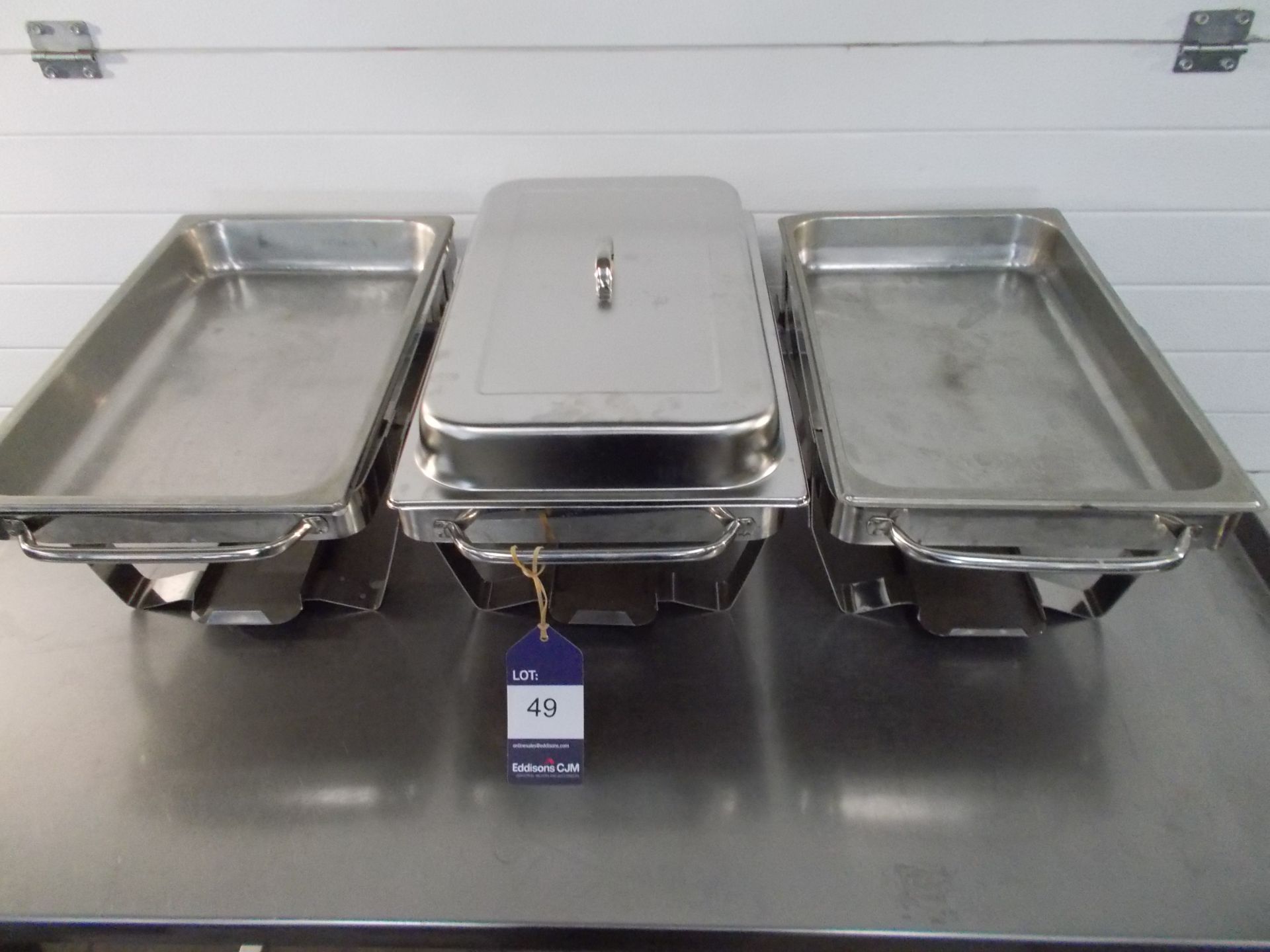 Quantity of Buffet Serving Trays