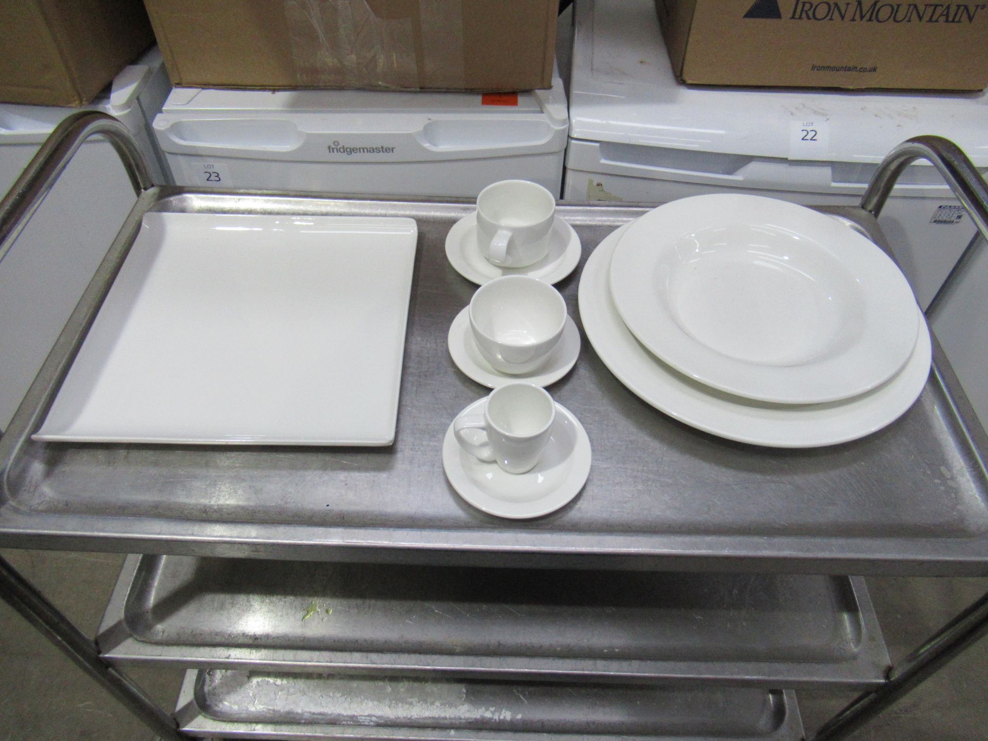 Quantity of Alchemy Plates, Cups and Saucers - Image 11 of 13