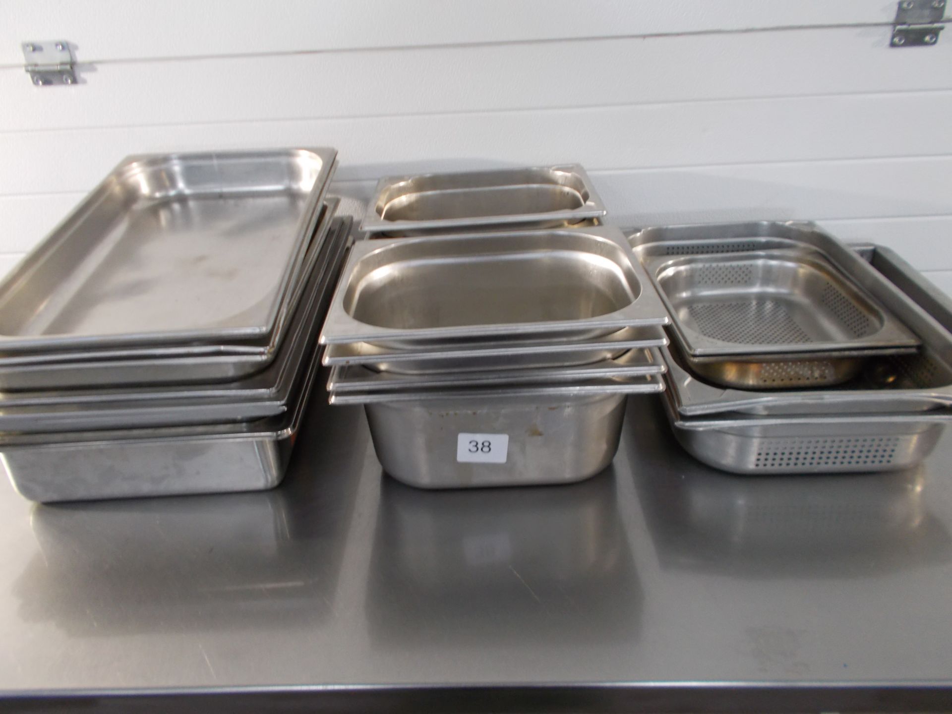 Quantity of Oven Trays