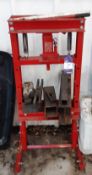 12 Ton Capacity Hand Hydraulic Frame Press