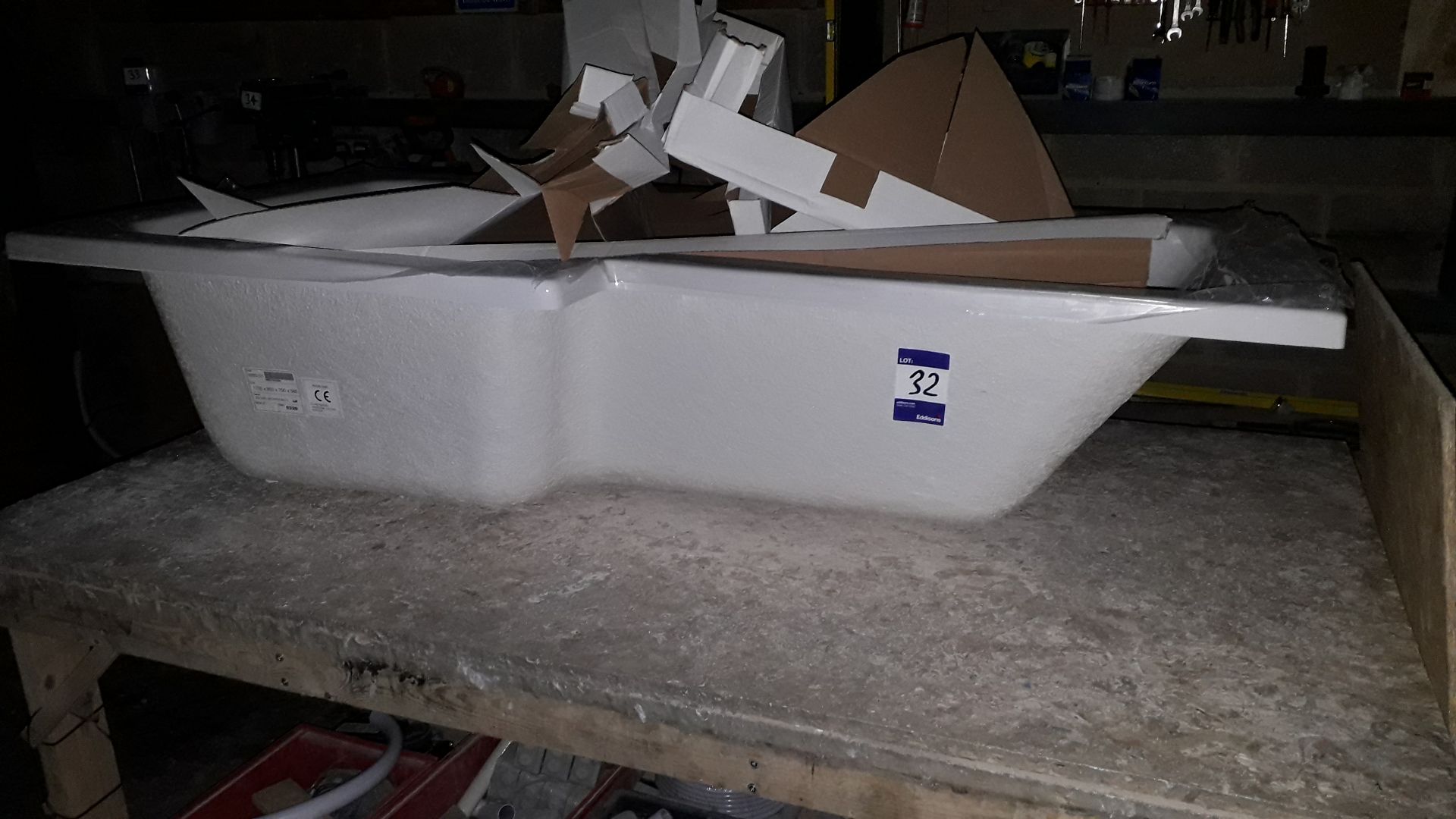 8 x Various Bath Tubs to Workshop (Some Complete with Jet Systems and some part complete) - Image 9 of 9