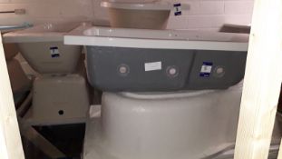Carron Quantum 1,800 x 800 Bath Tub With Fitted 24 Jet System, Carron ‘P’ Shape Bath Tub with Fitted