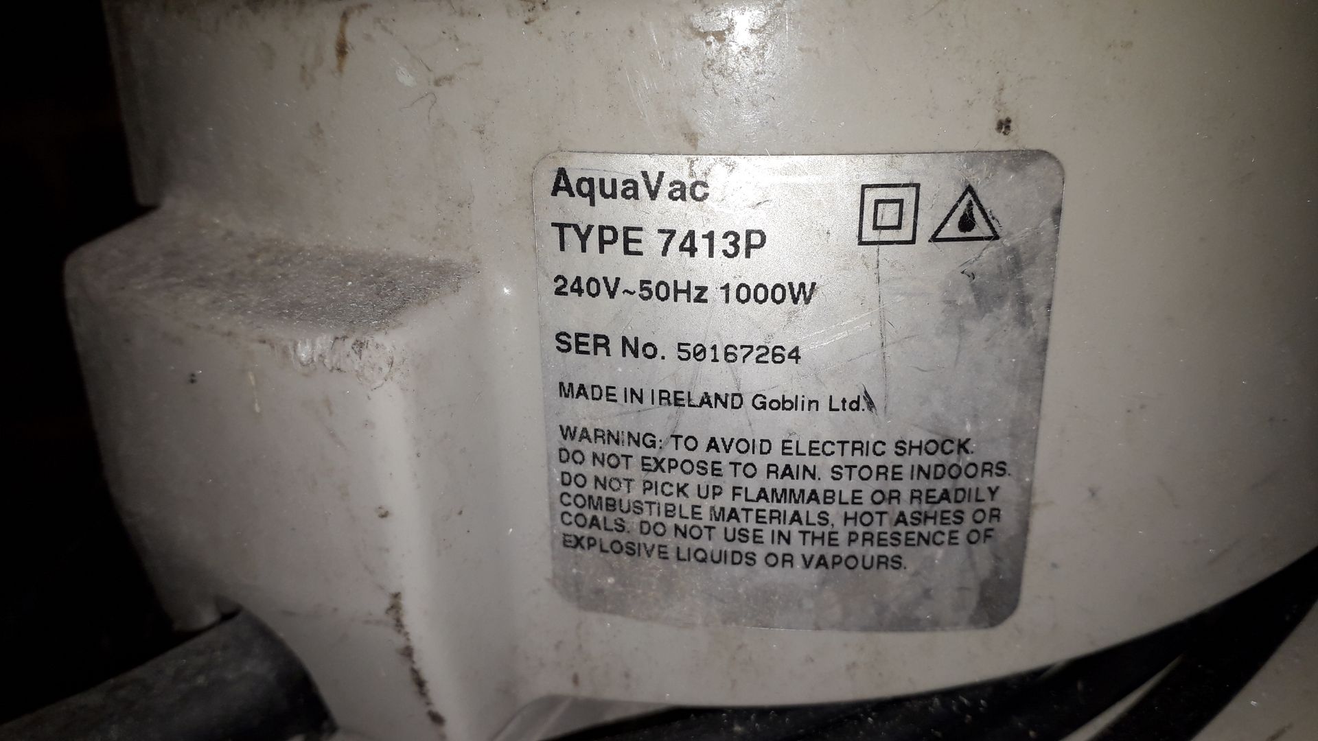 AquaVac 7413p Wet & Dry Vacuum Cleaner 240v - Image 2 of 2