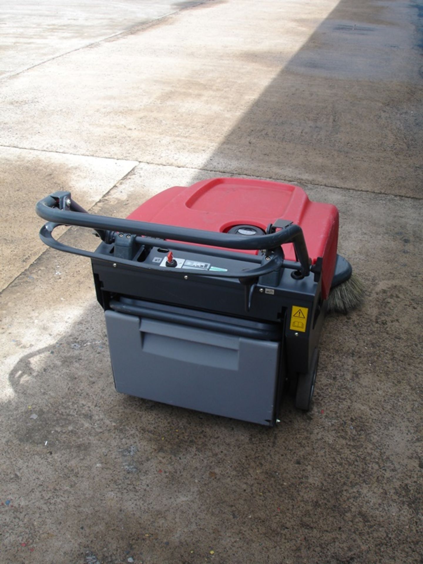 Cleanfix Electric Floor Sweeper - Image 2 of 6