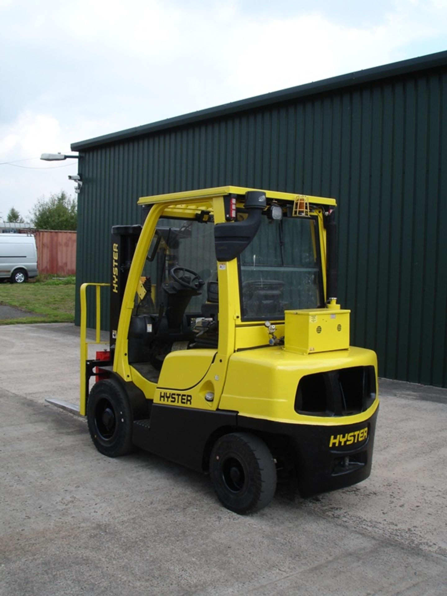 HYSTER 3.0 ton Forklift - Image 2 of 8