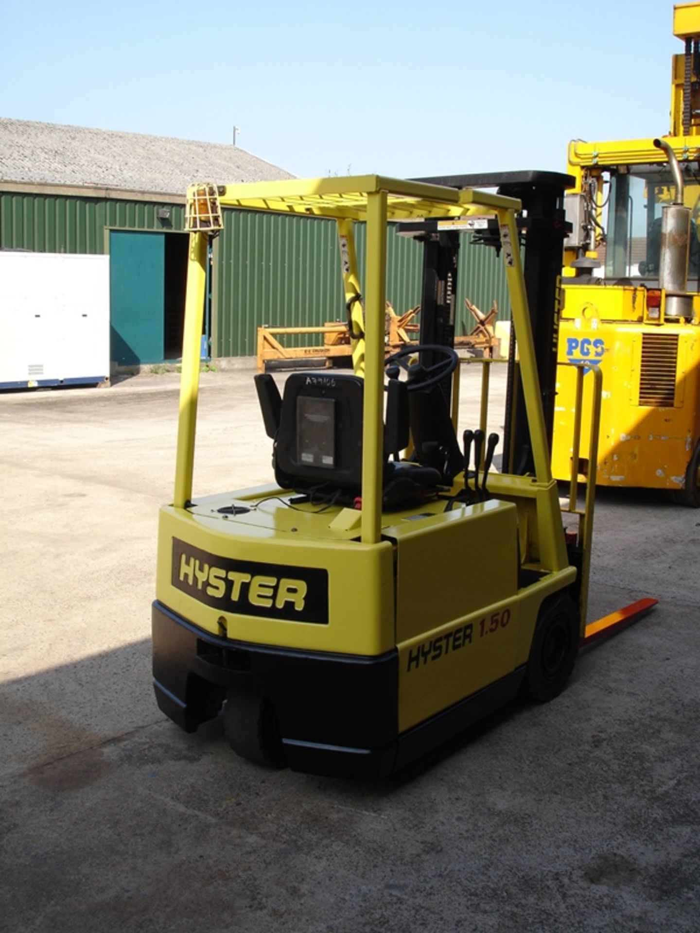 HYSTER 1.5 ton Forklift - Image 3 of 6