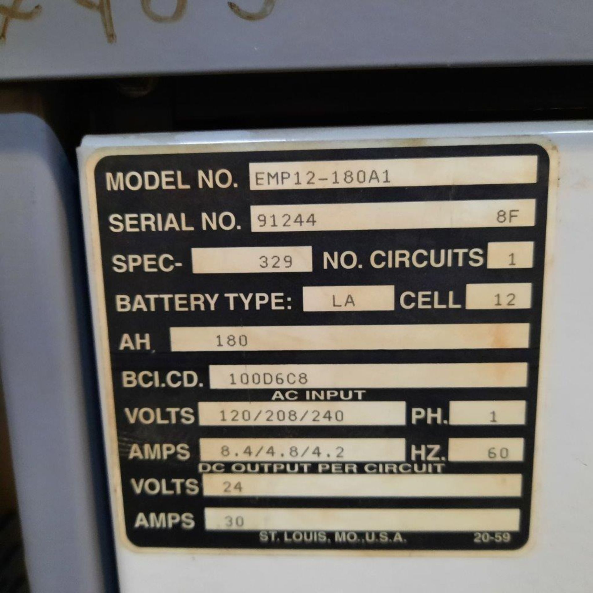 HAWKER 24V Battery Charger, mod: EMP-180A1 (specs. via photo) - Image 4 of 4