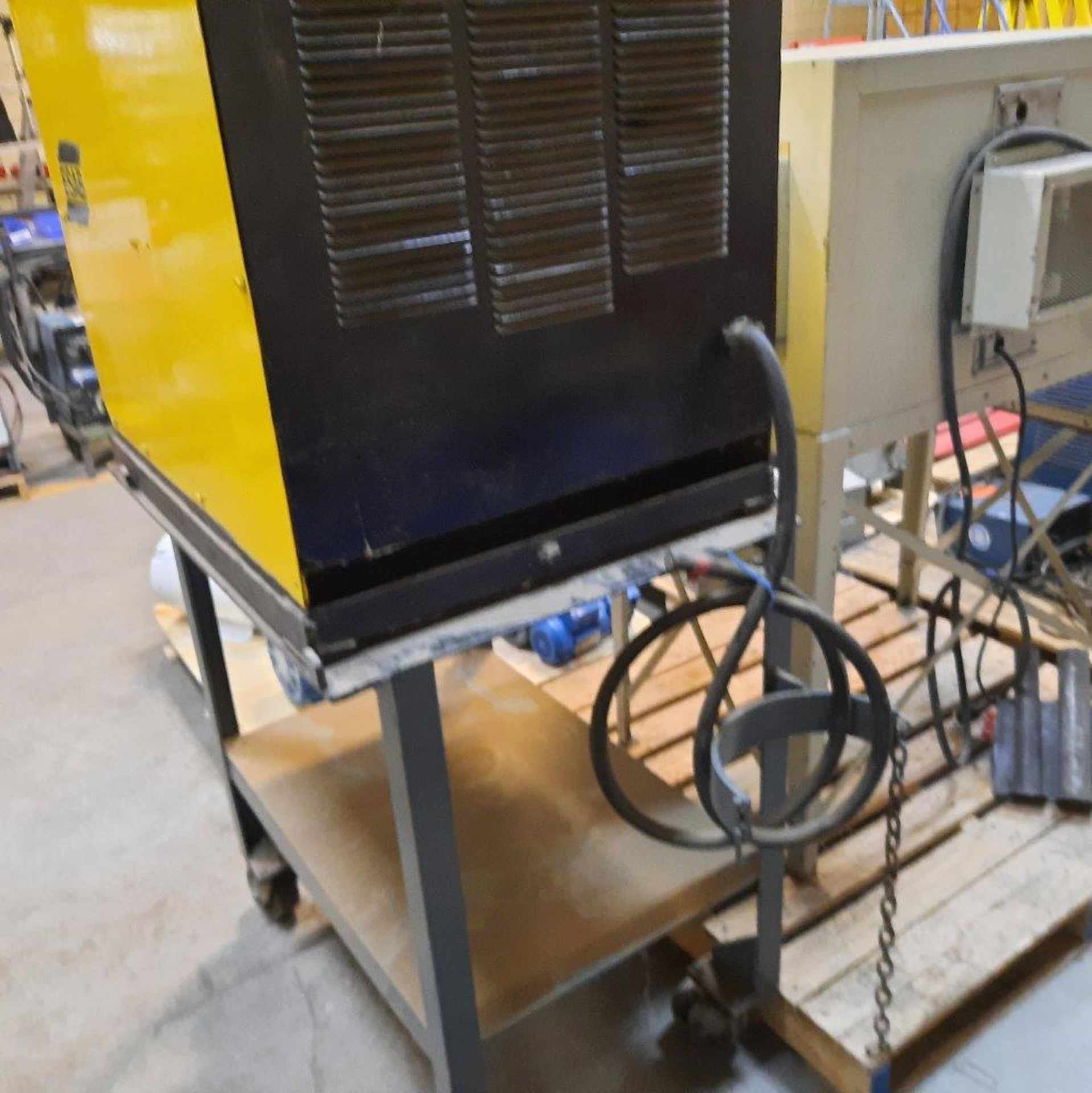 ESAB Welding Machine, mod: 600-1 (specs. via photo) c/w Steel Cart - AS-IS - Image 3 of 6