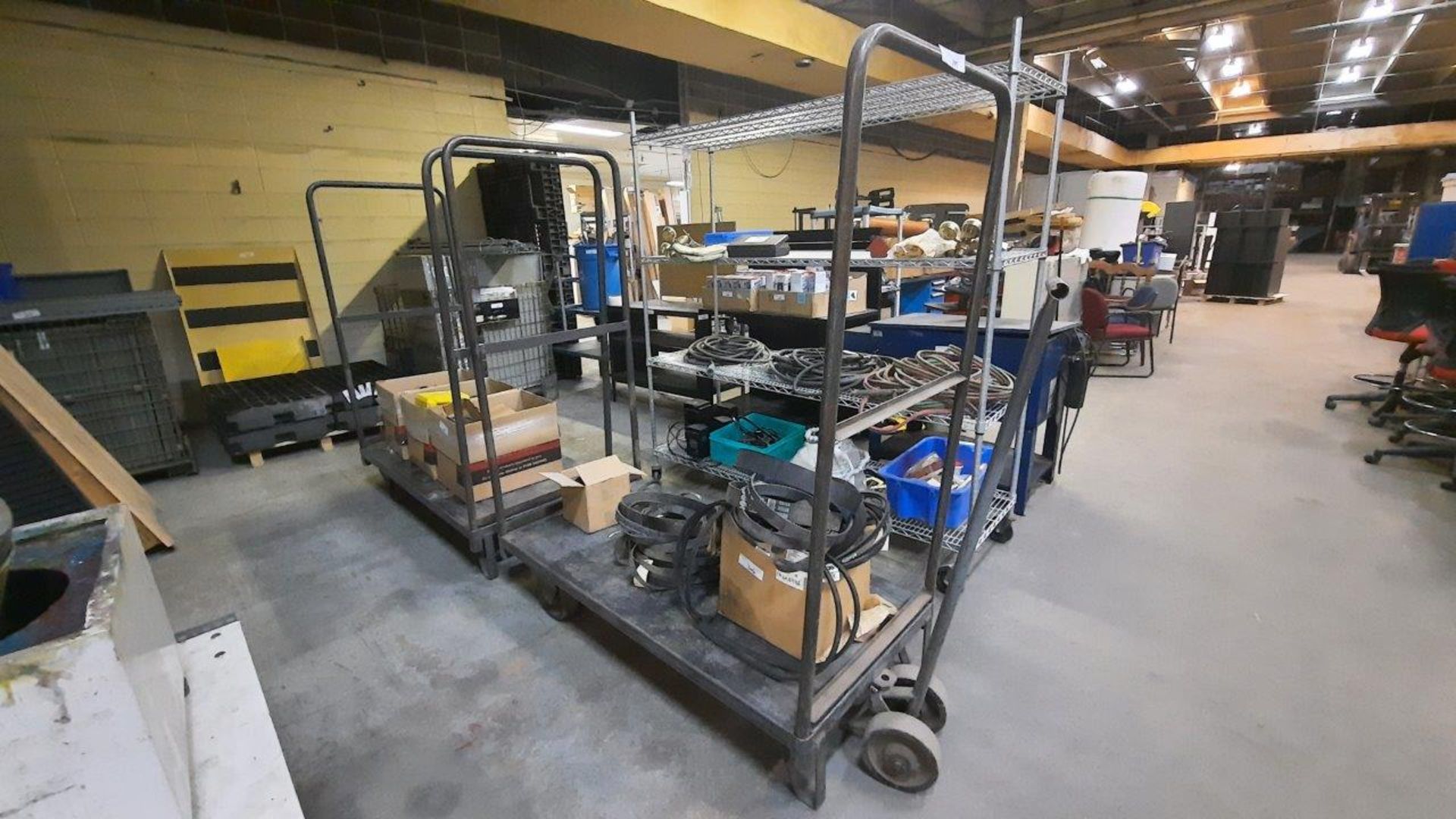 LOT: (2) 4-Wheel Steel Platform Carts, c/w 2-wheel Dollie