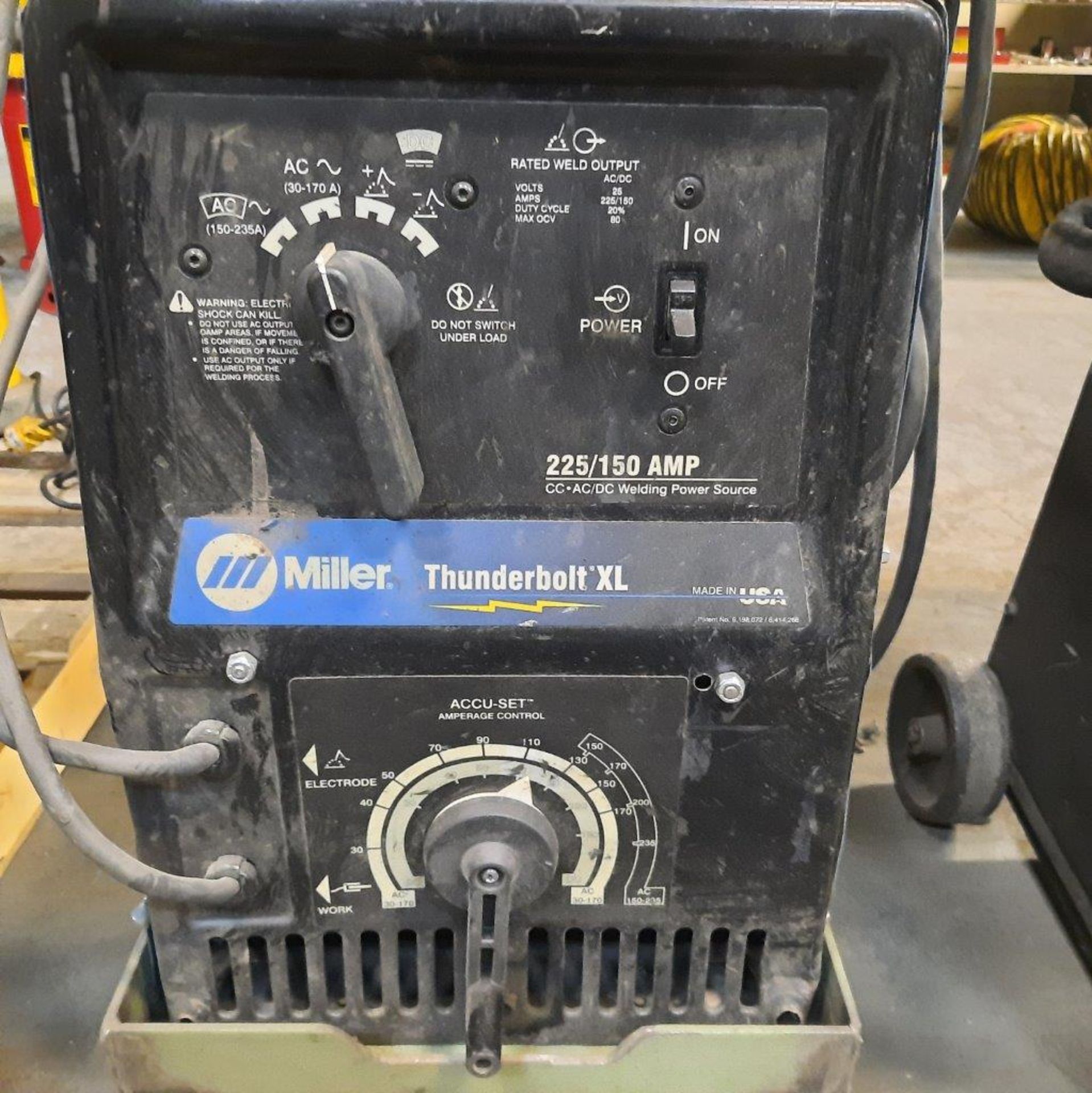 MILLER Welding Machine, mod: THUNDERBOLT XL (specs. via photo) - Image 2 of 5