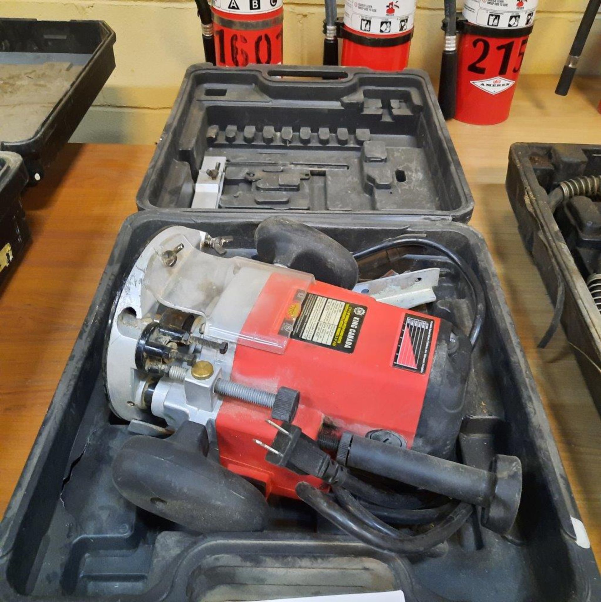 KING HD 3 1/4 HP Variable Speed Plunge Router, mod: 8367, c/w Case