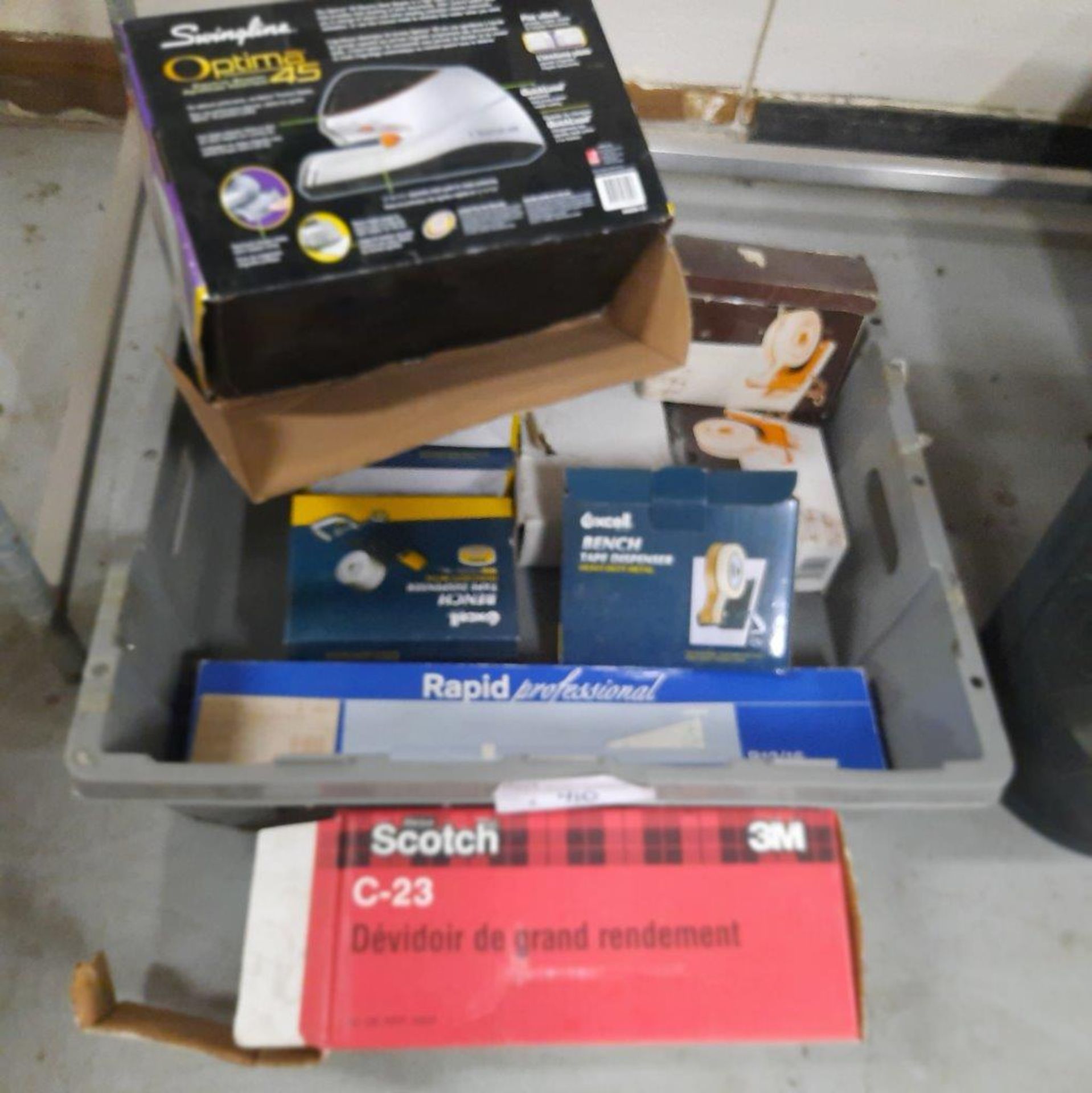 LOT: Asst. Tape Dispensers & Electric Stapler