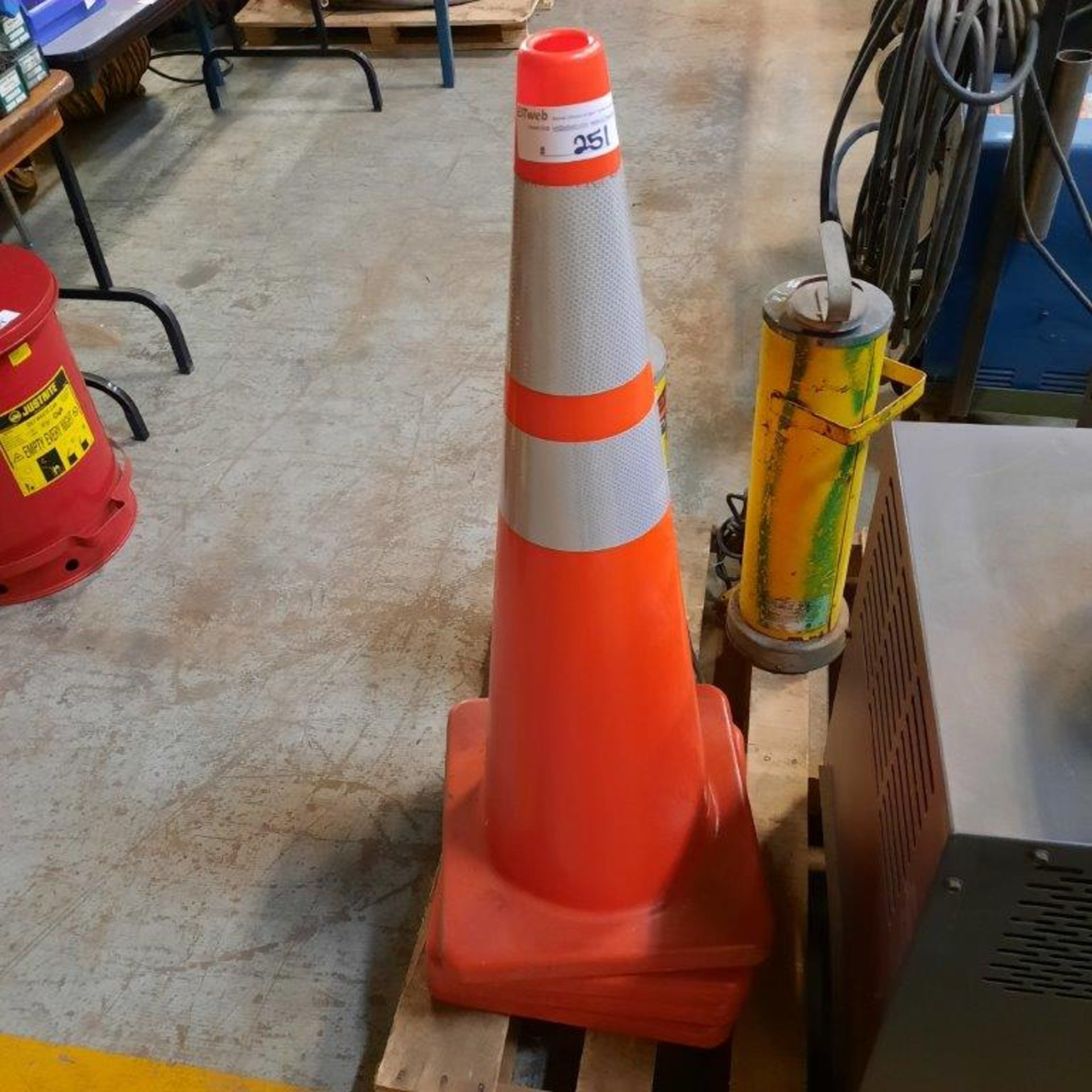 LOT: (4) 36" Traffic Cones