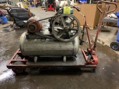 DeVilbiss 150psi air Compressor on cart (good working condition)