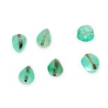 A MIXED LOT OF EMERALD BEADS totalling 7.19 carats.