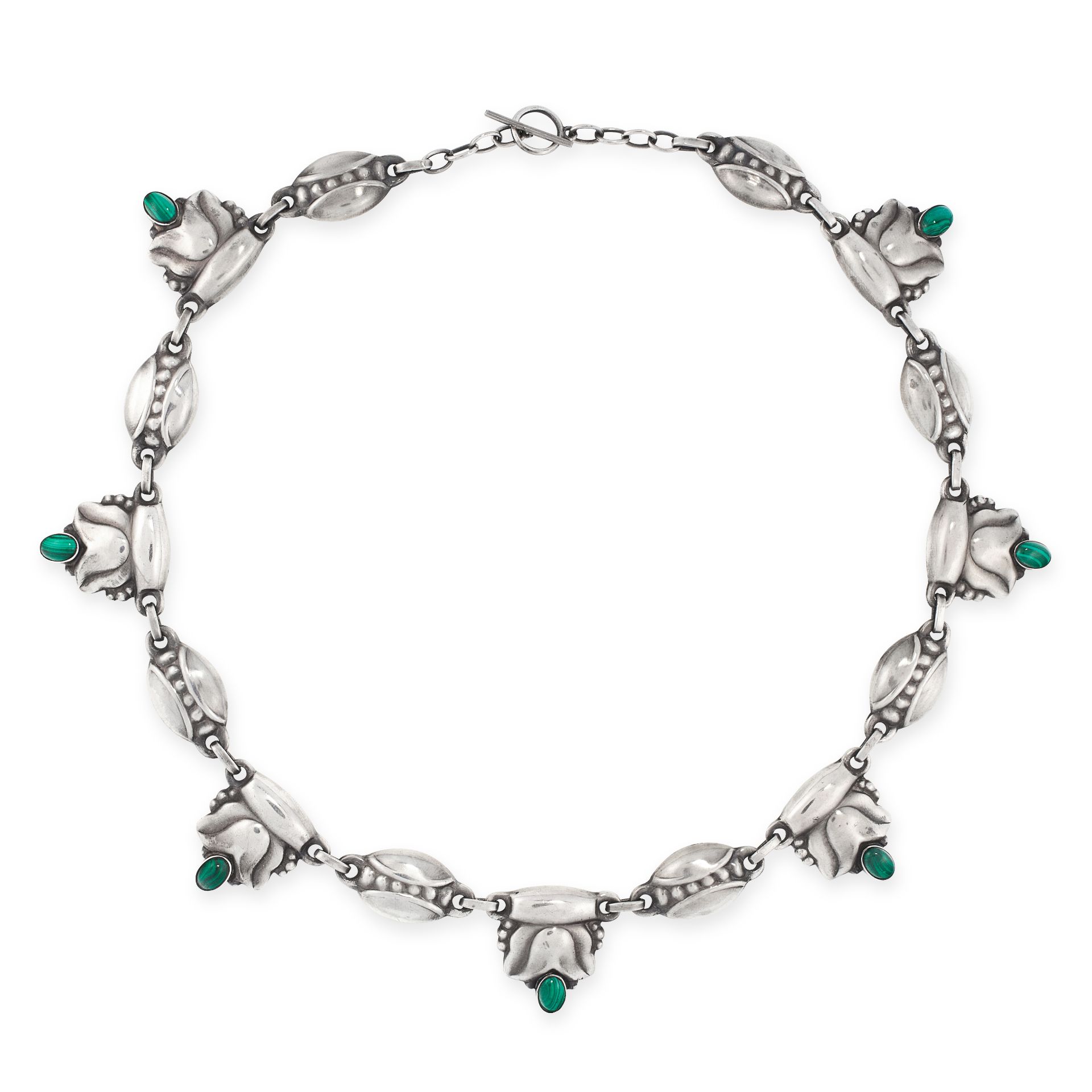 A MALACHITE NECKLACE, GEORG JENSEN 1933-1944 in silver, design number 3, the alternating oval and