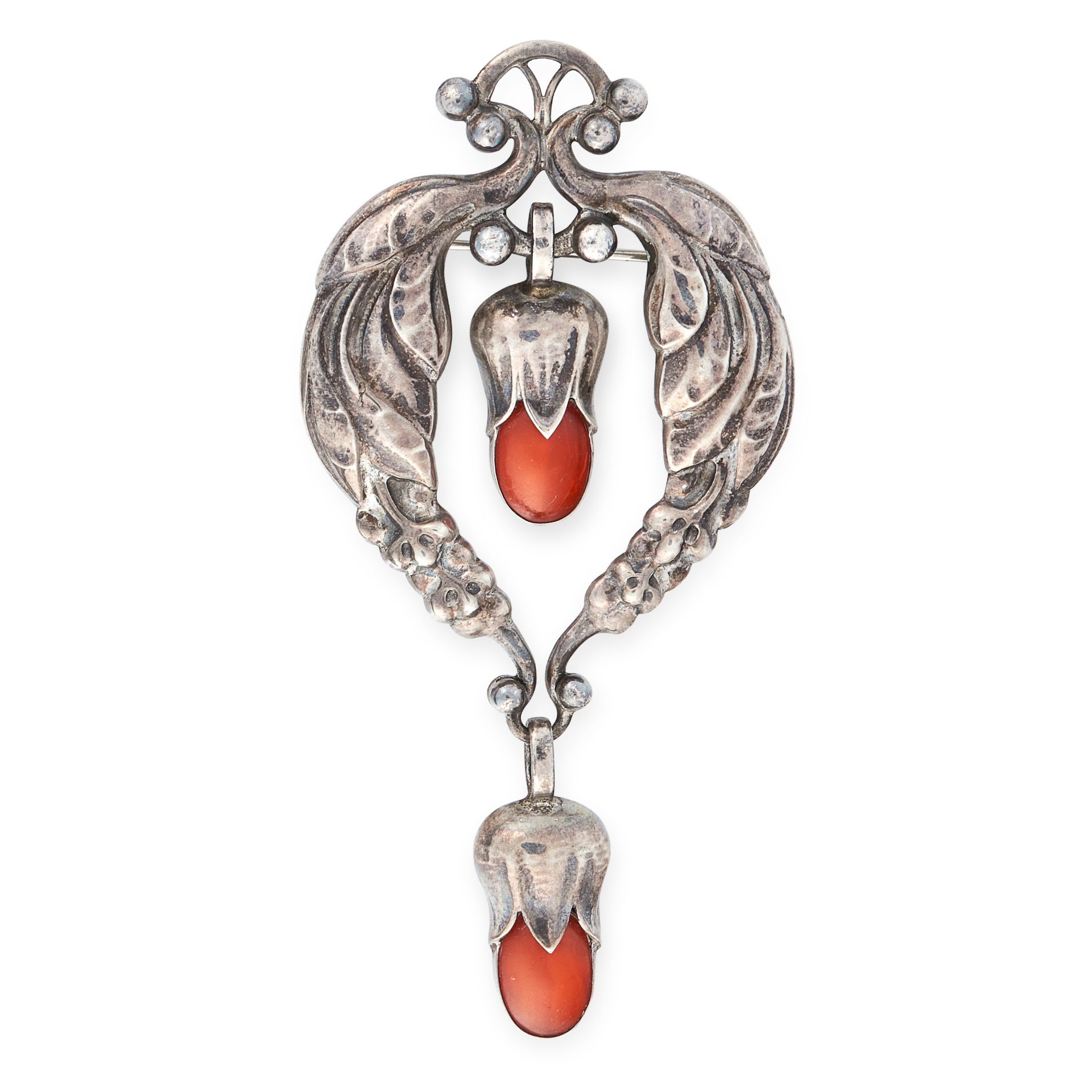 A ANTIQUE AMBER BROOCH, GEORG JENSEN CIRCA 1915 in silver, design number 51, the foliate body