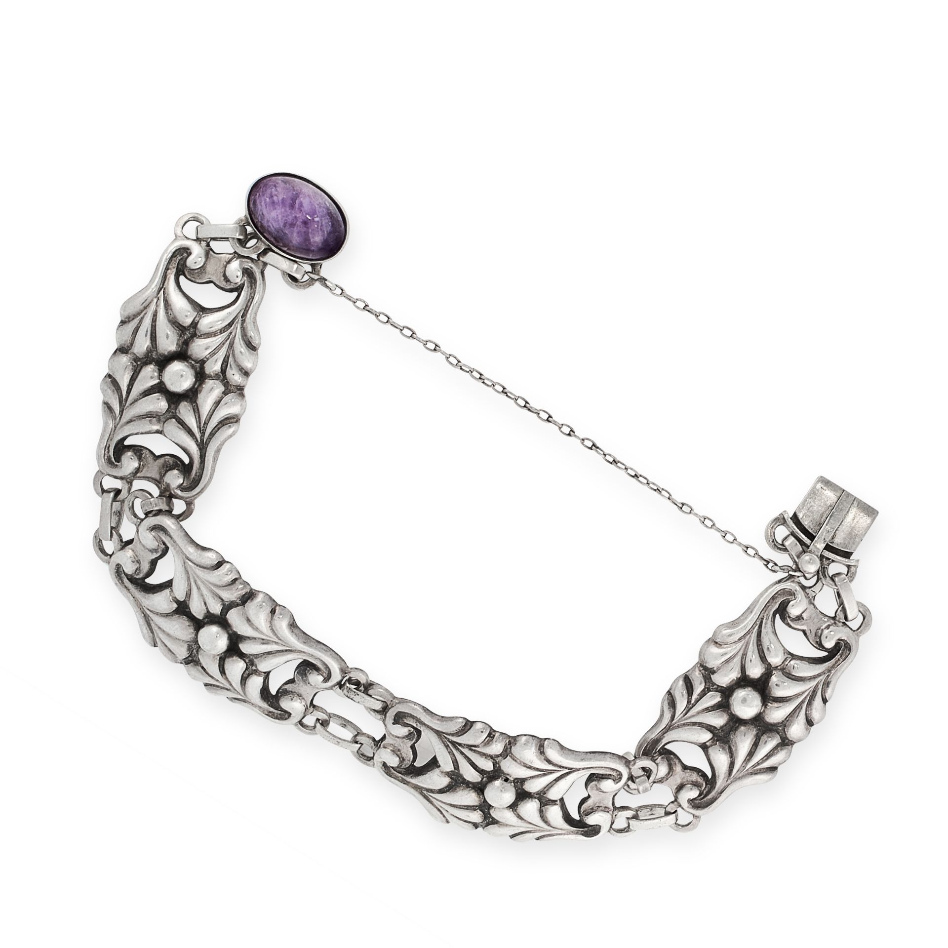 AN ANTIQUE AMETHYST BRACELET, GEORG JENSEN CIRCA 1910 in silver, design number 5, the links with