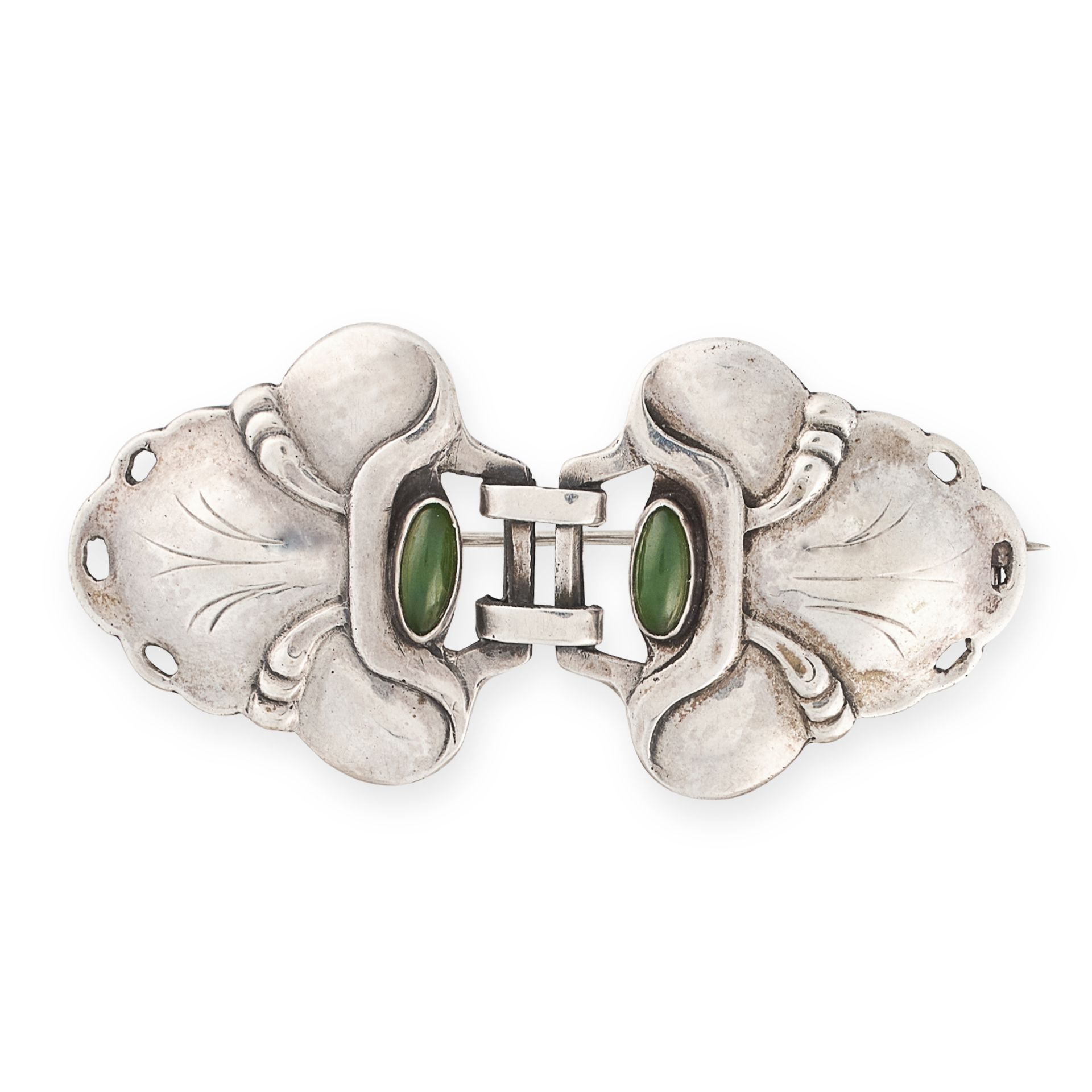 AN ANTIQUE GREEN AGATE BROOCH, GEORG JENSEN CIRCA 1910 in silver, design number 4, set with two oval