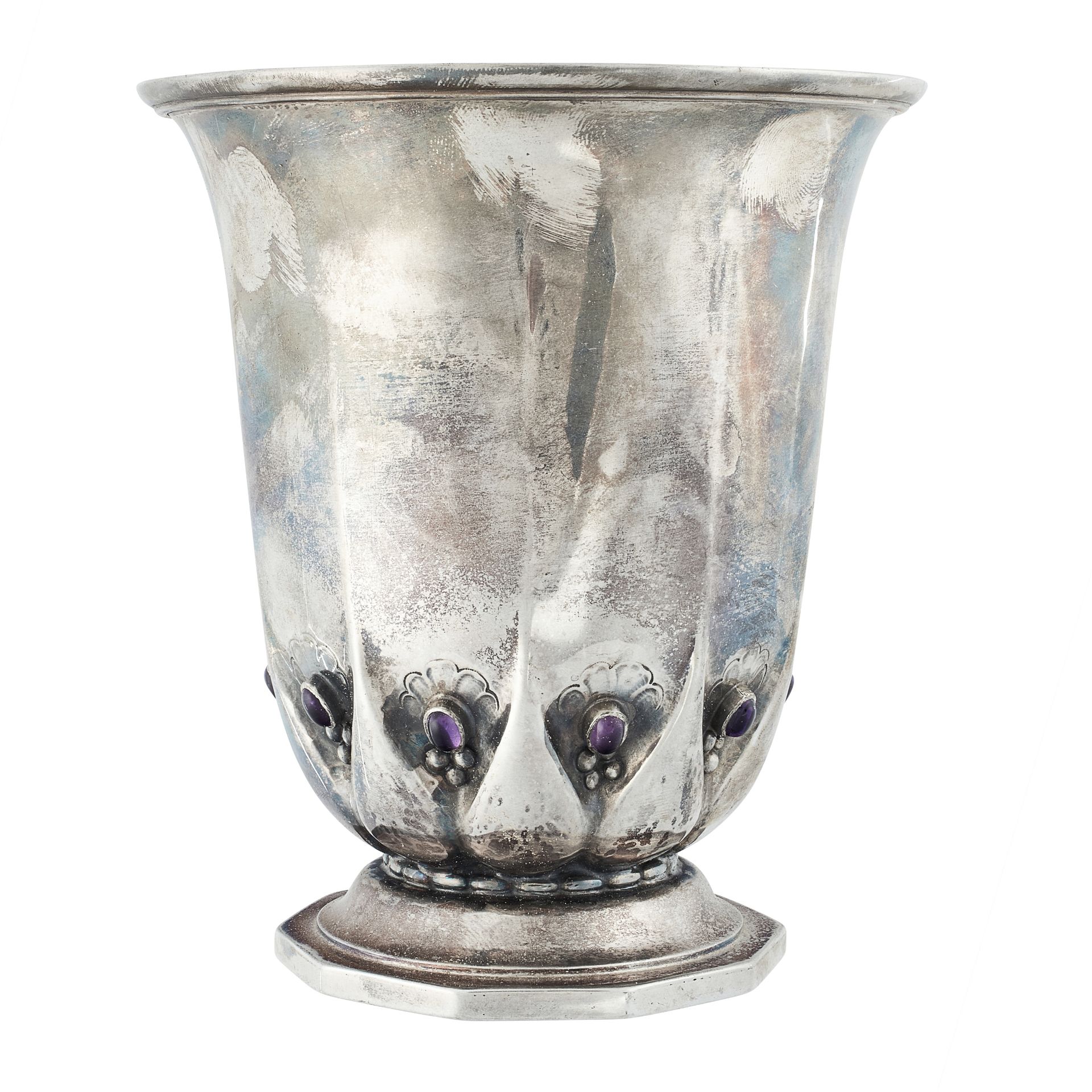 A VINTAGE JEWELLED VASE / CUP, GUNDORPH ALBERTUS FOR GEORG JENSEN 1933-1944 in silver, design number