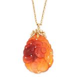 A CARVED CARNELIAN PENDANT AND CHAIN in 14ct yellow gold, the body formed of a single piece of