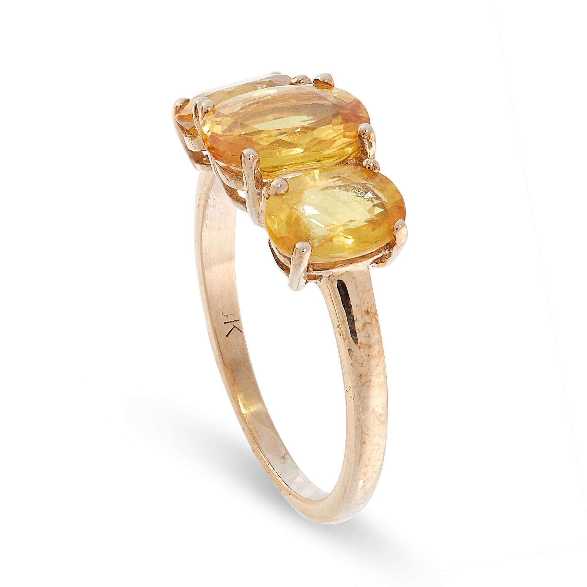 YELLOW SAPPHIRE RING claw-set with three oval yellow sapphires, size L1/2 / 6, unmarked, largest - Image 2 of 2